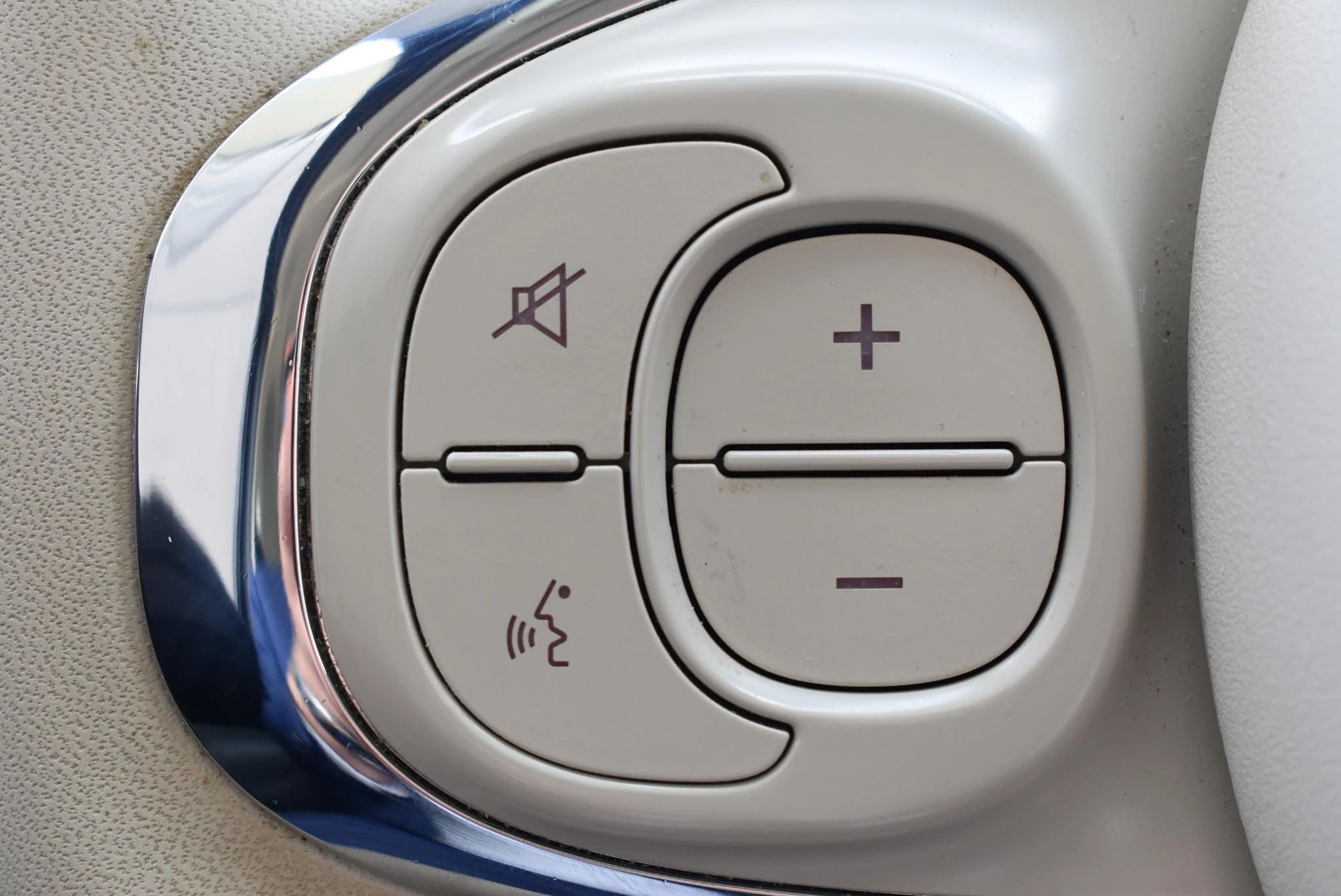 Fiat 500C 1.0 Hybrid Lounge