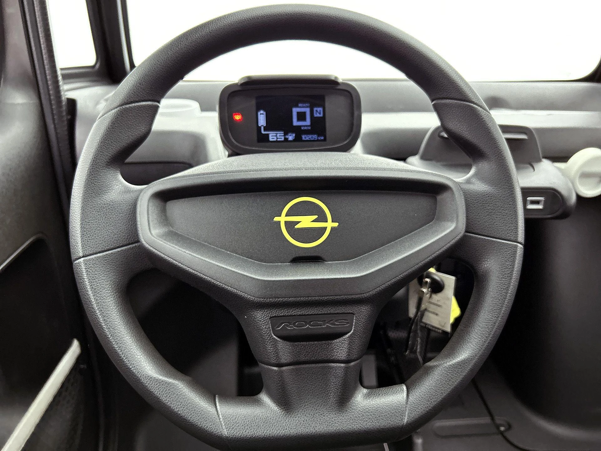 Opel-Rocks-e-image-28