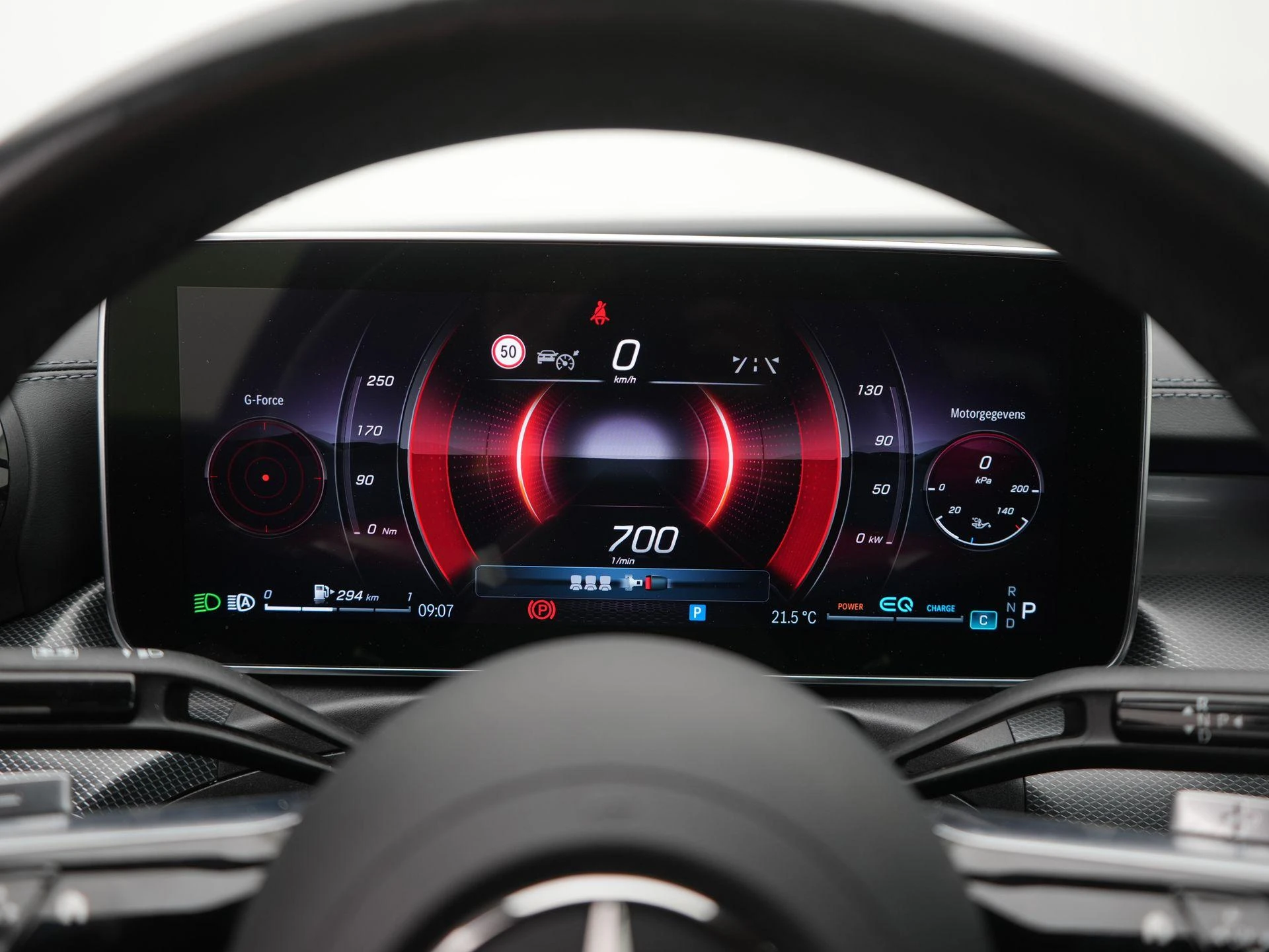 Mercedes-Benz-C-Klasse-image-10