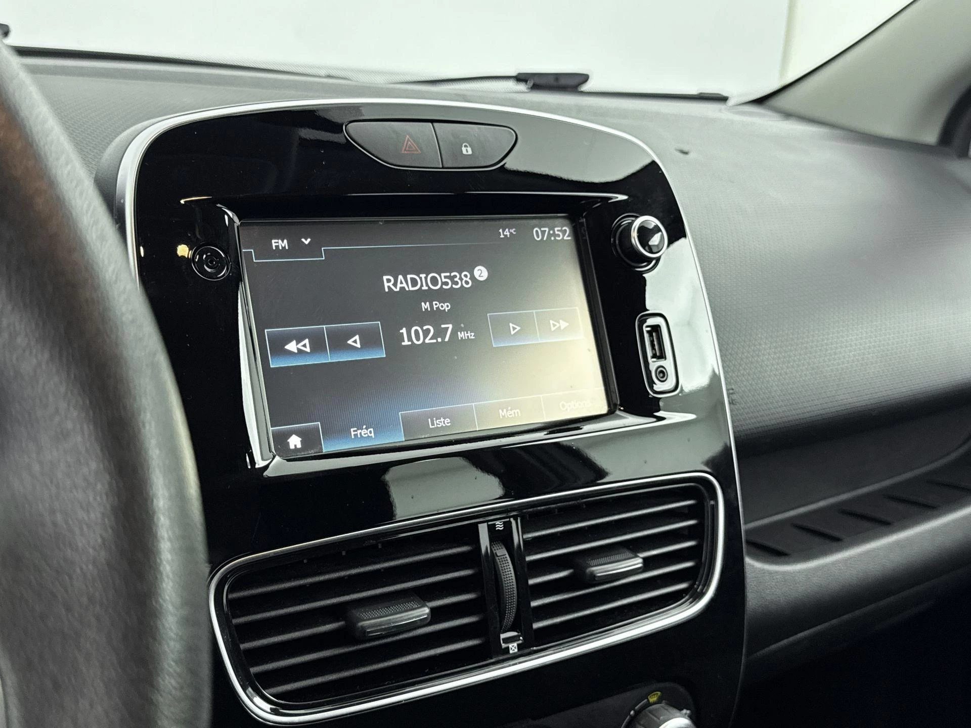 Renault-Clio-image-5