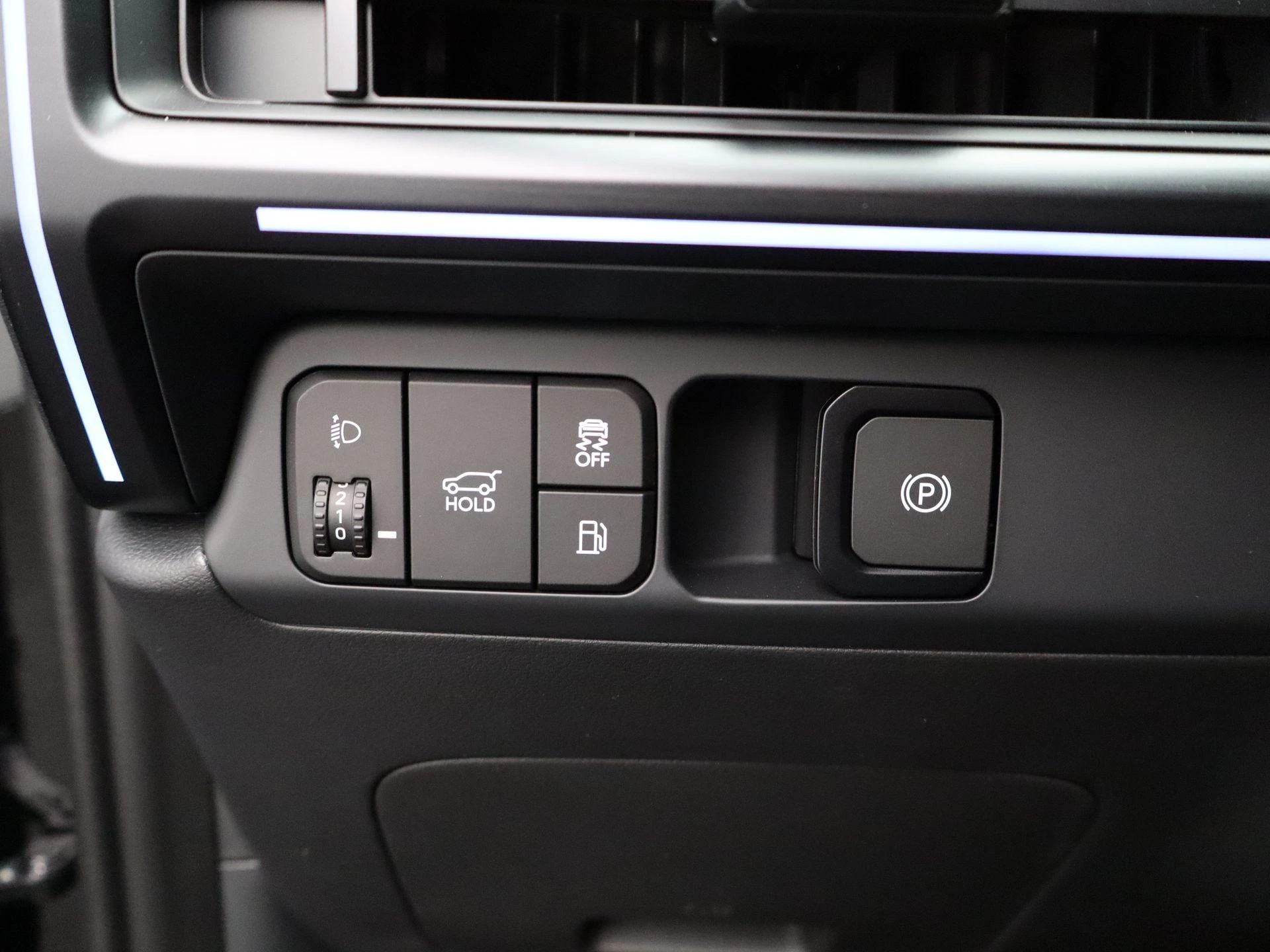 Hyundai-Santa Fe-image-24