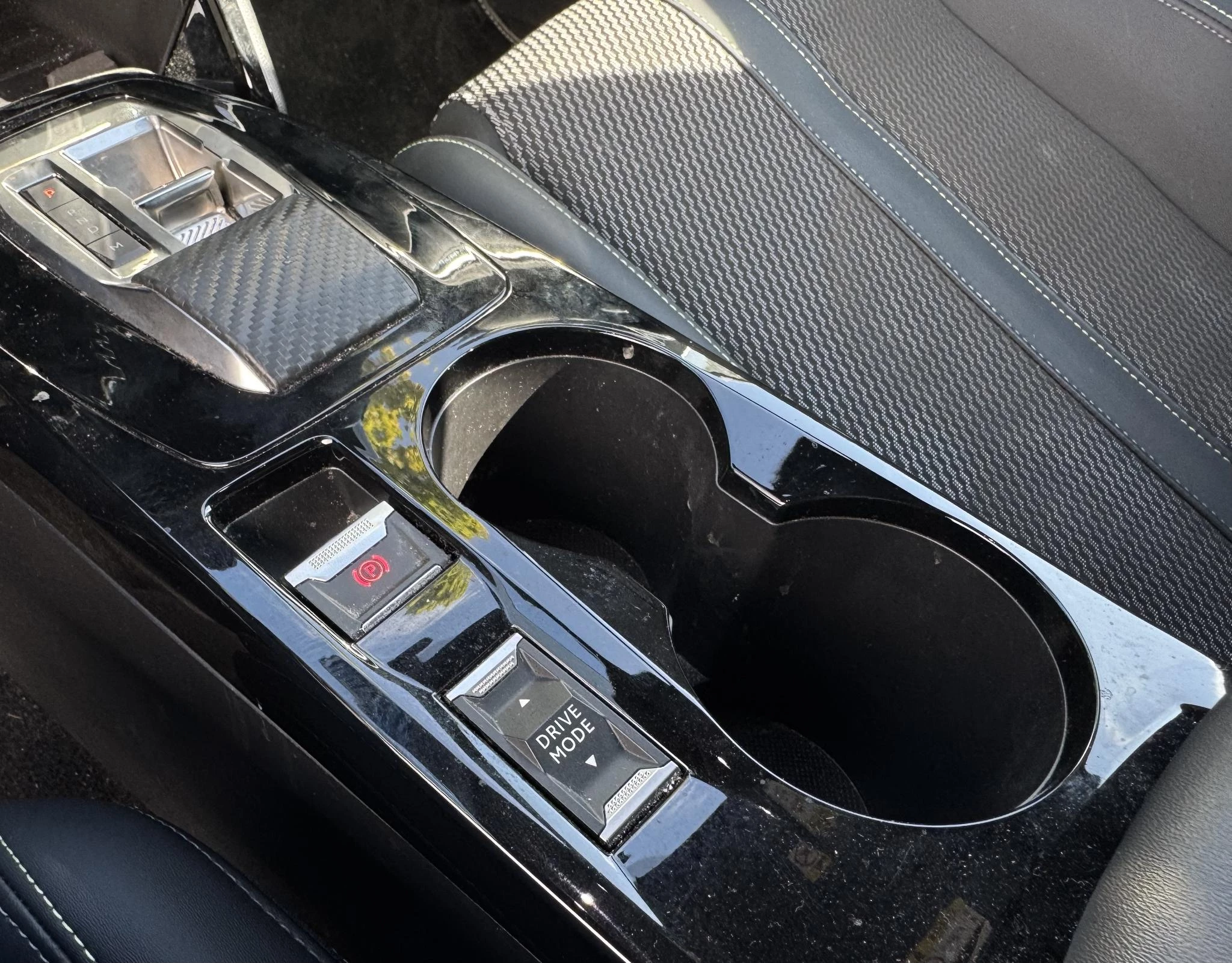 Peugeot-208-image-15