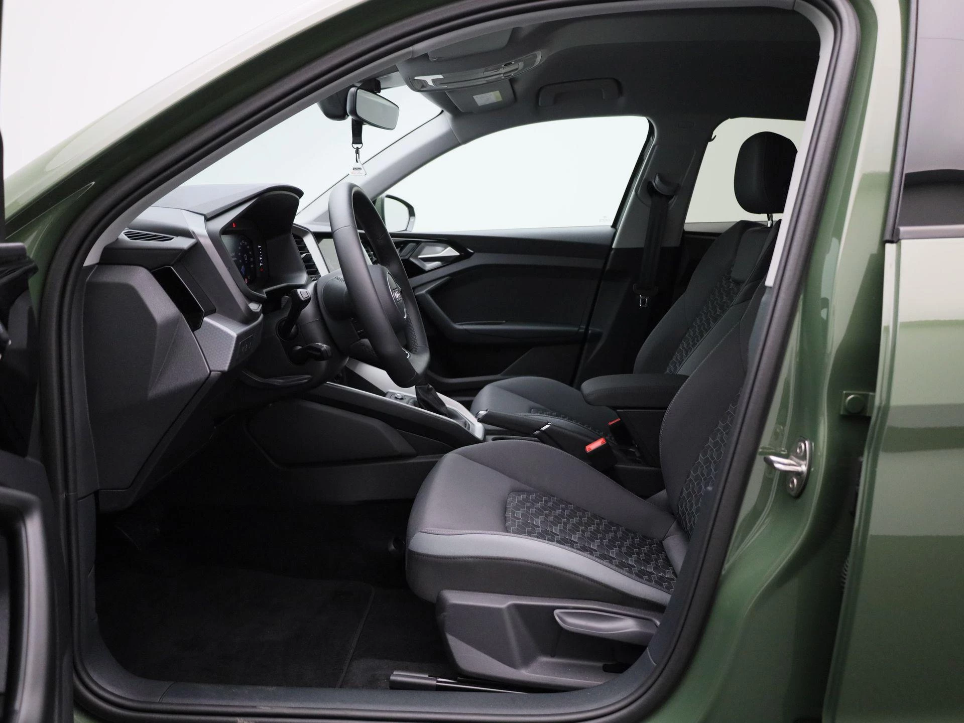 Audi-A1 Sportback-image-8