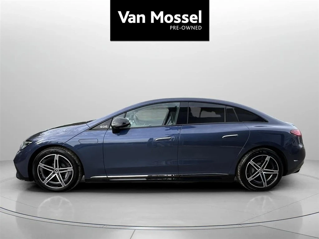 Mercedes-Benz-EQE-image-7