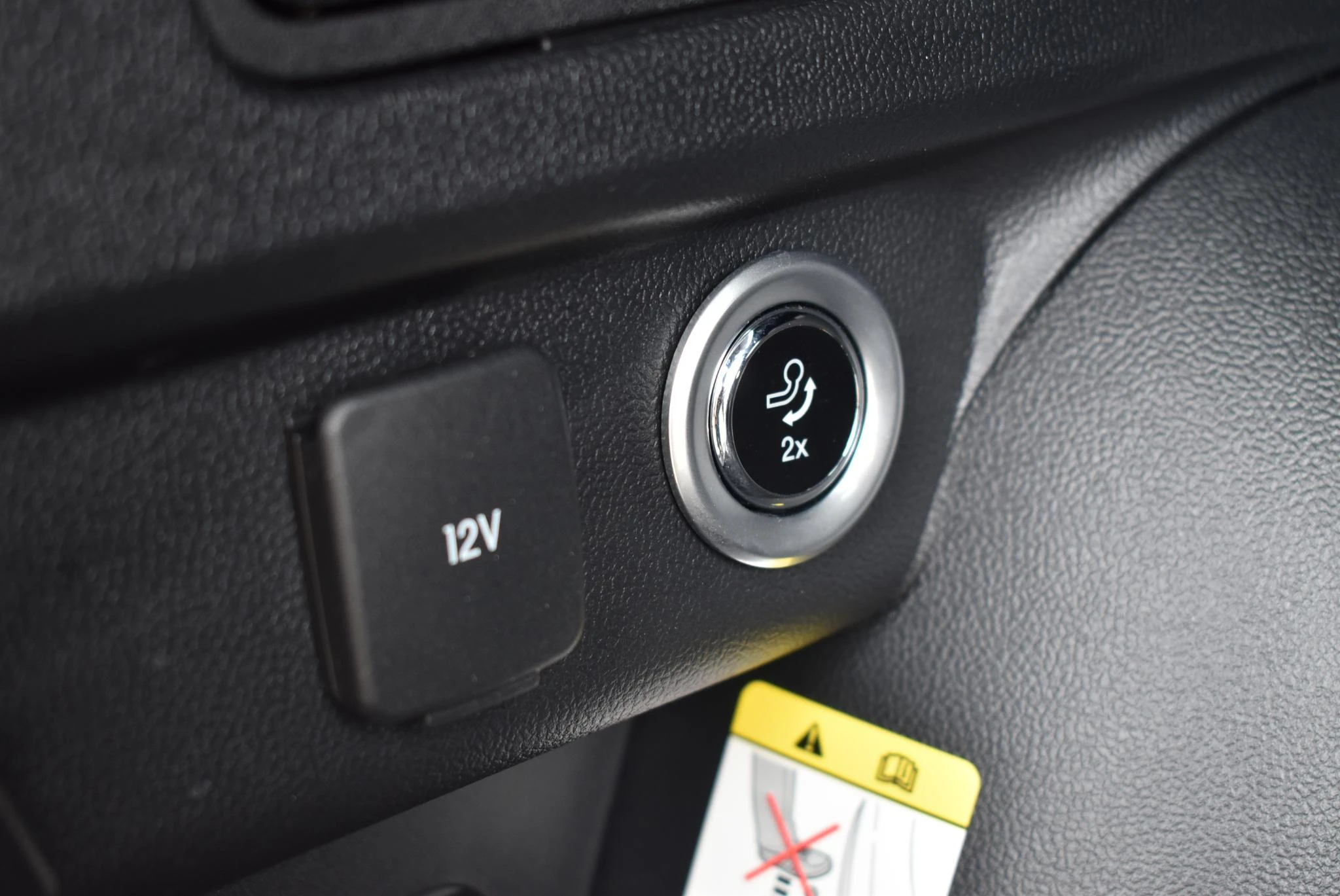 Ford-Kuga-image-12
