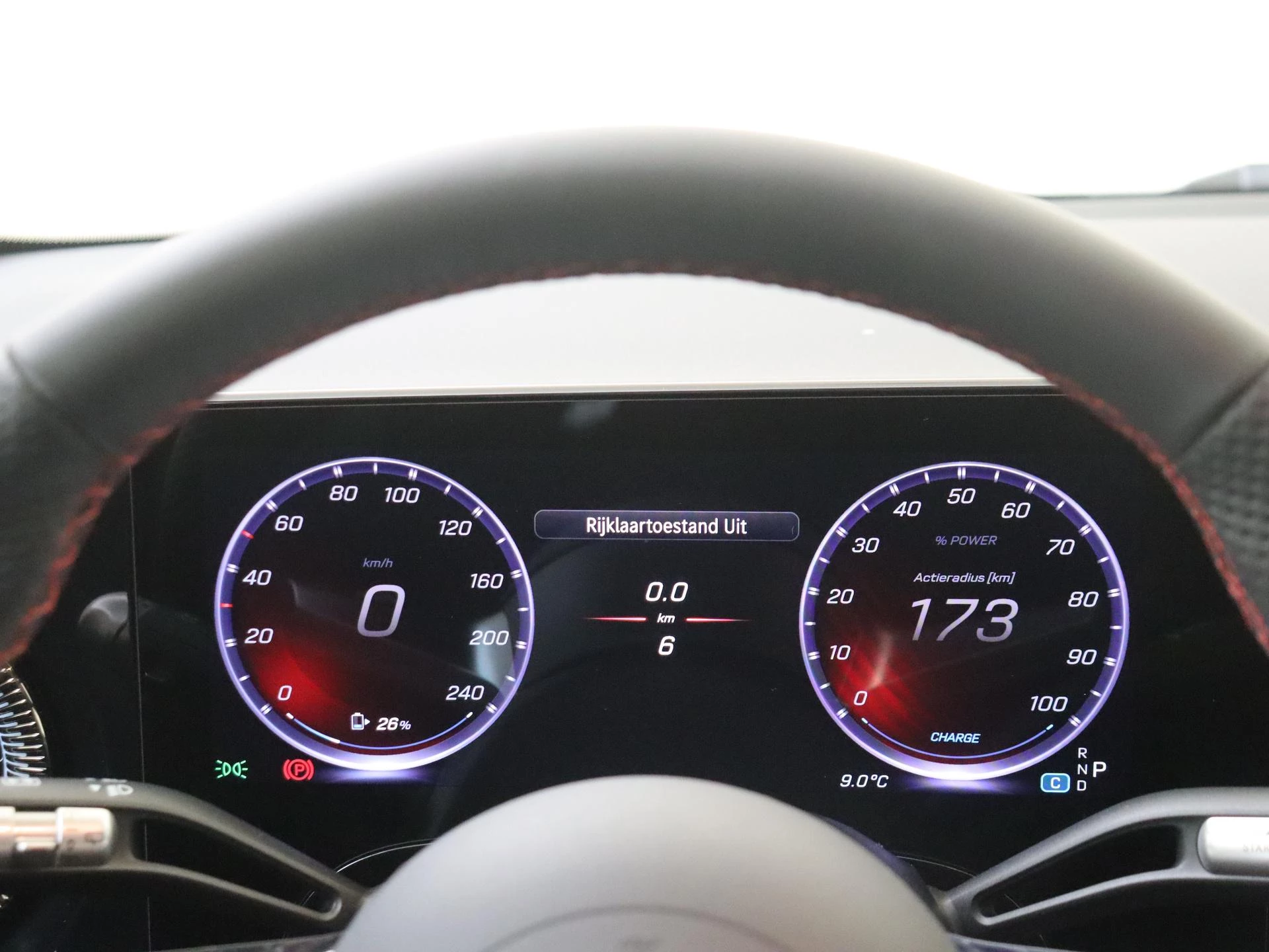 Mercedes-Benz-CLA-image-13