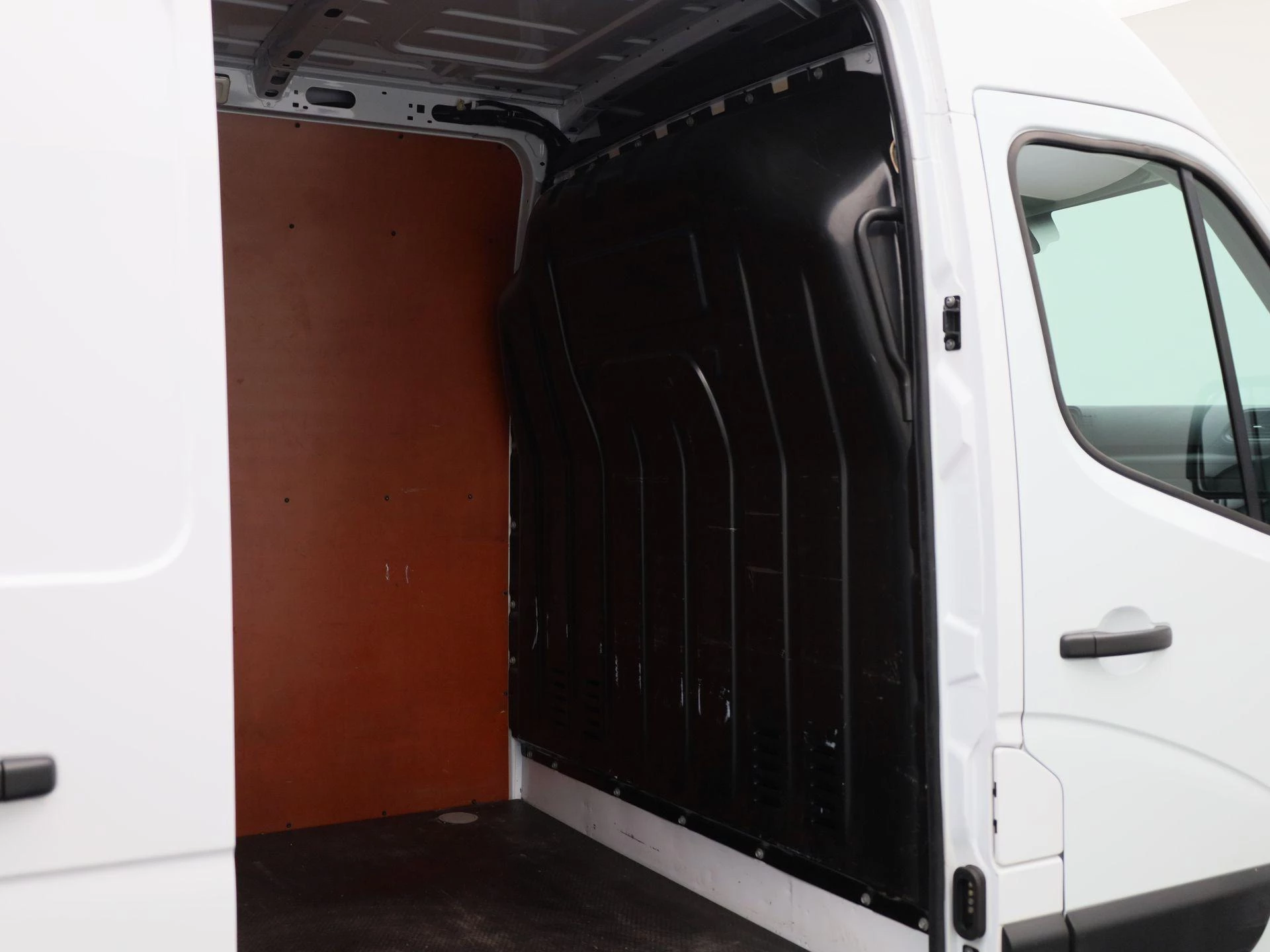 Renault-Master-image-13