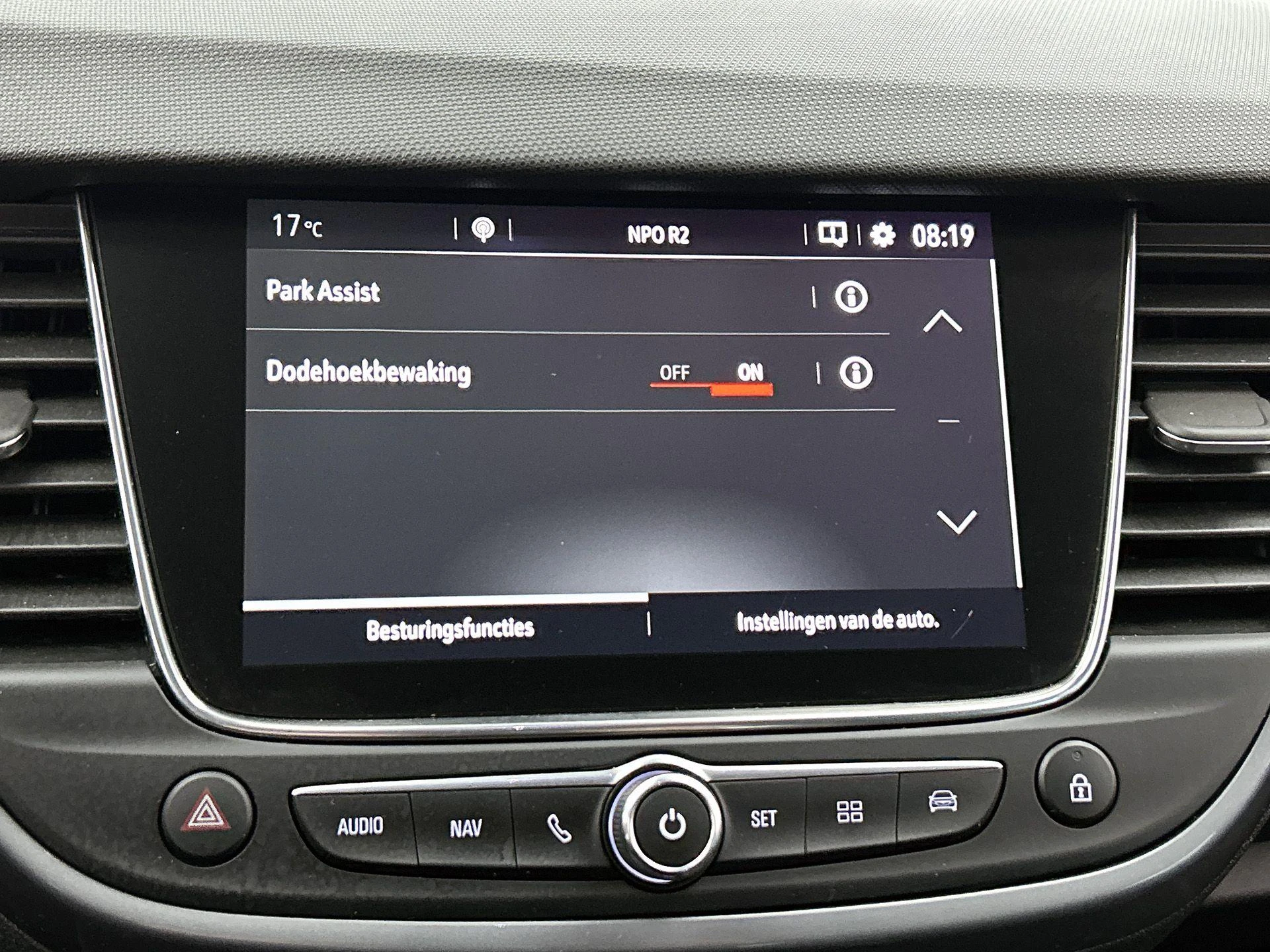 Opel-Crossland X-image-10