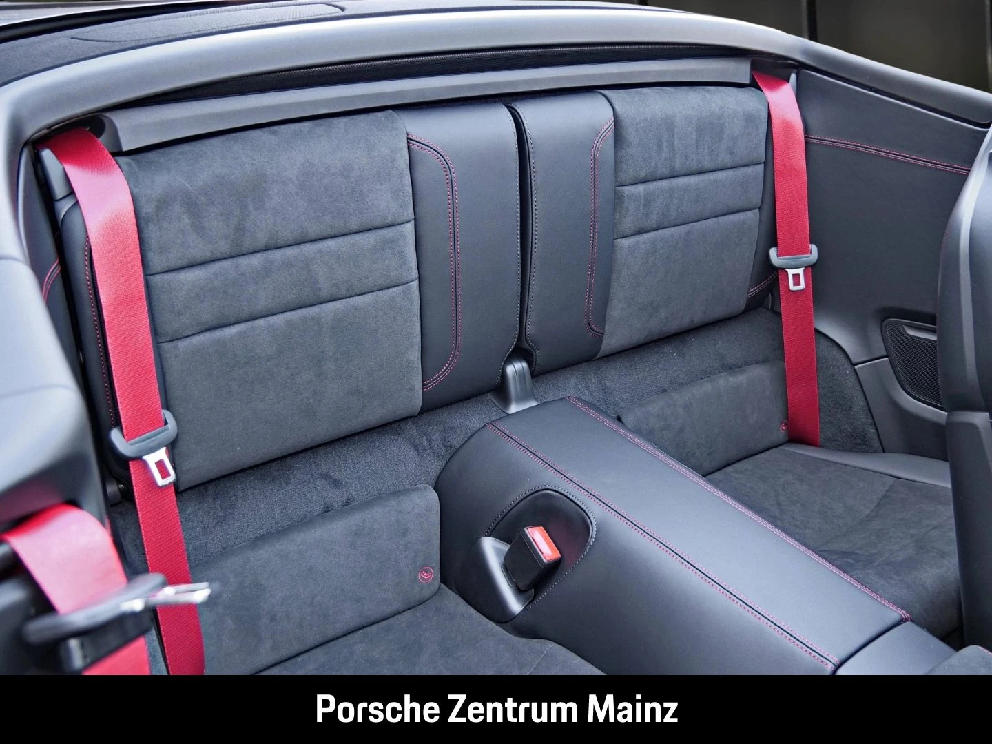 Porsche-911-image-14