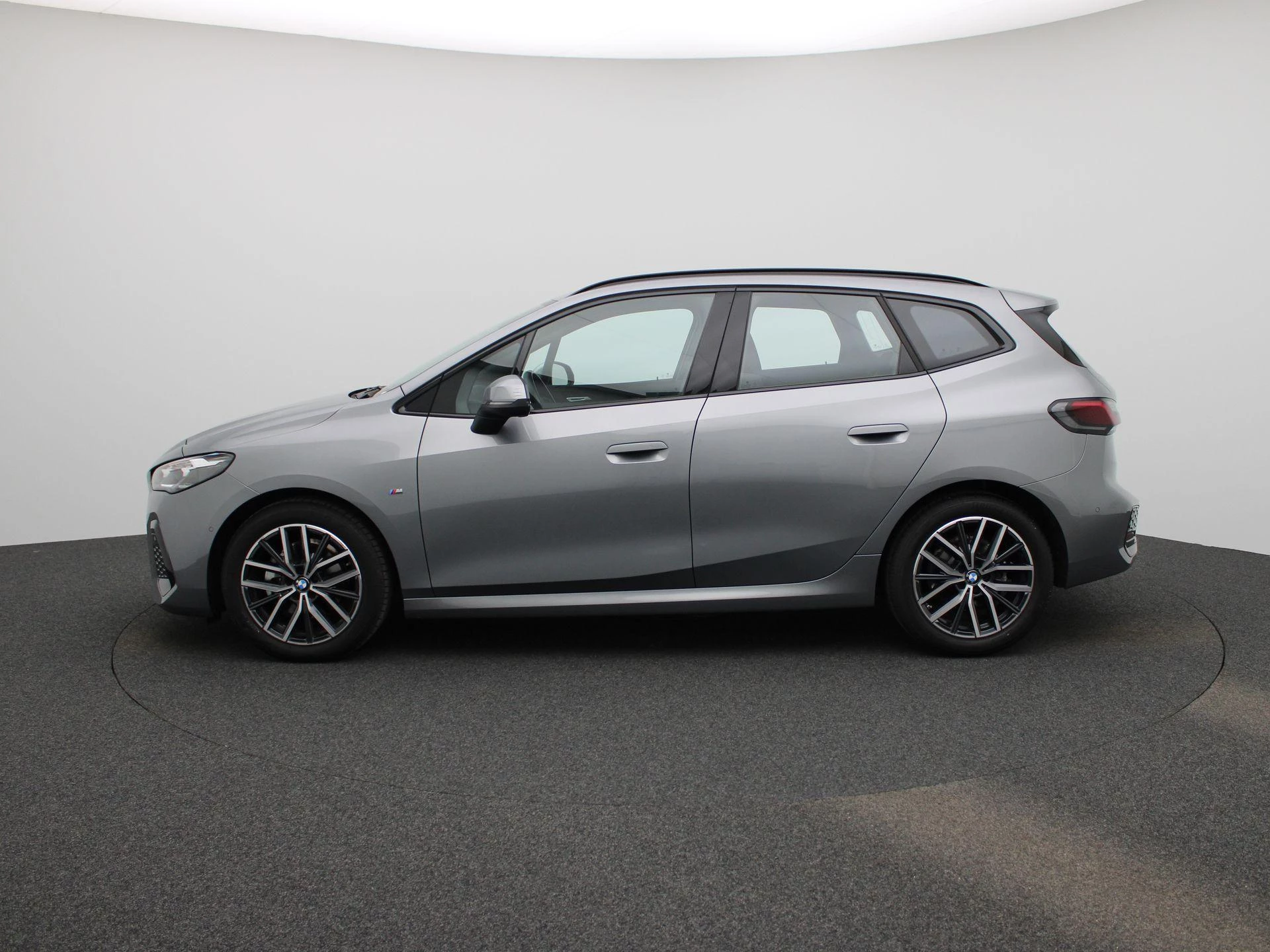 BMW-2 Serie-image-3