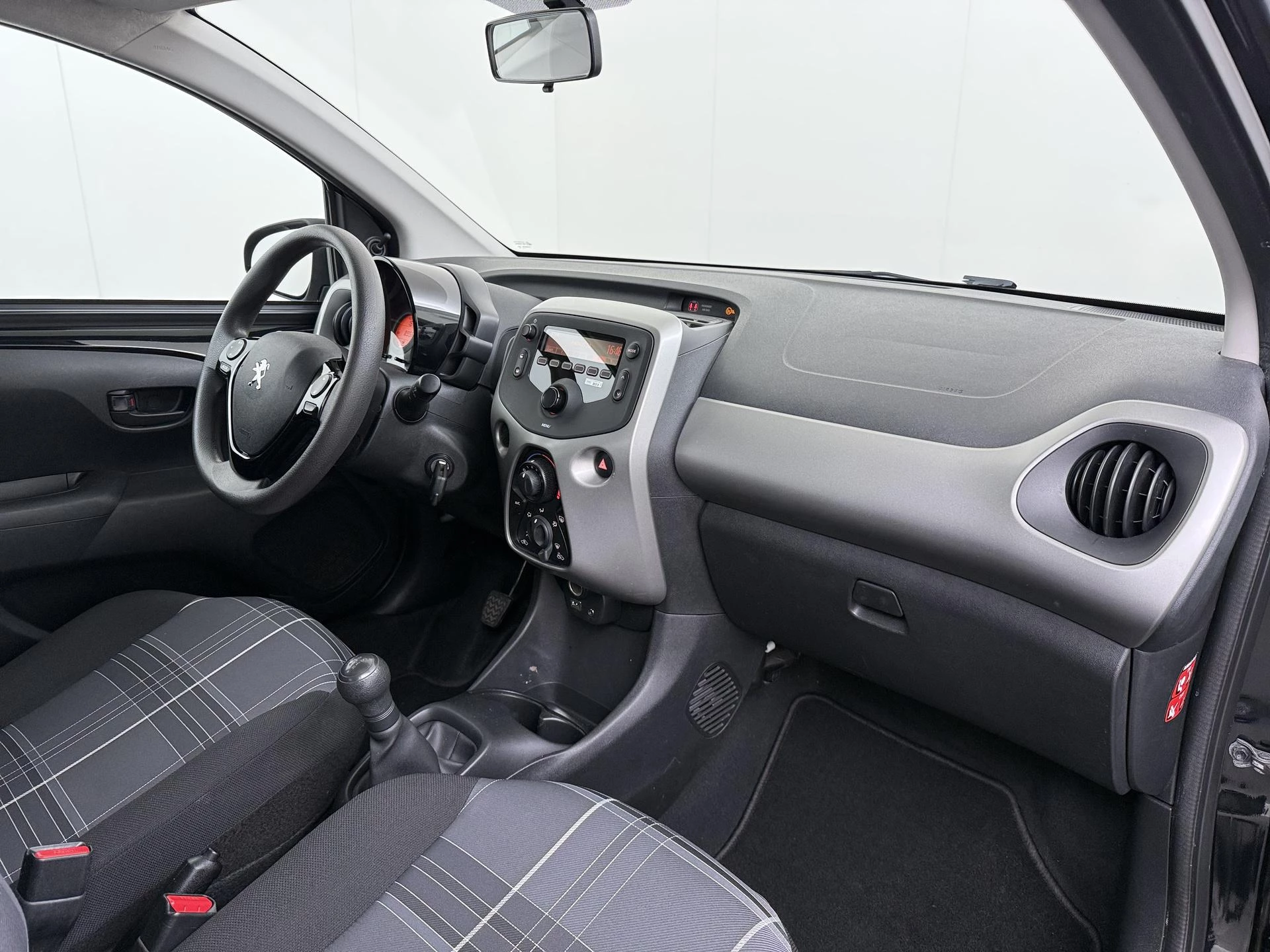 Peugeot-108-image-19