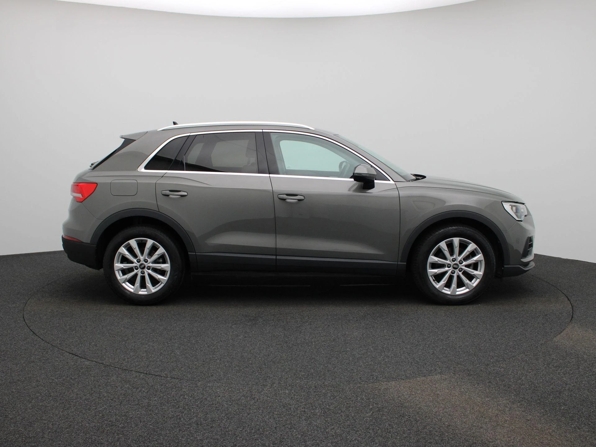 Audi-Q3-image-5