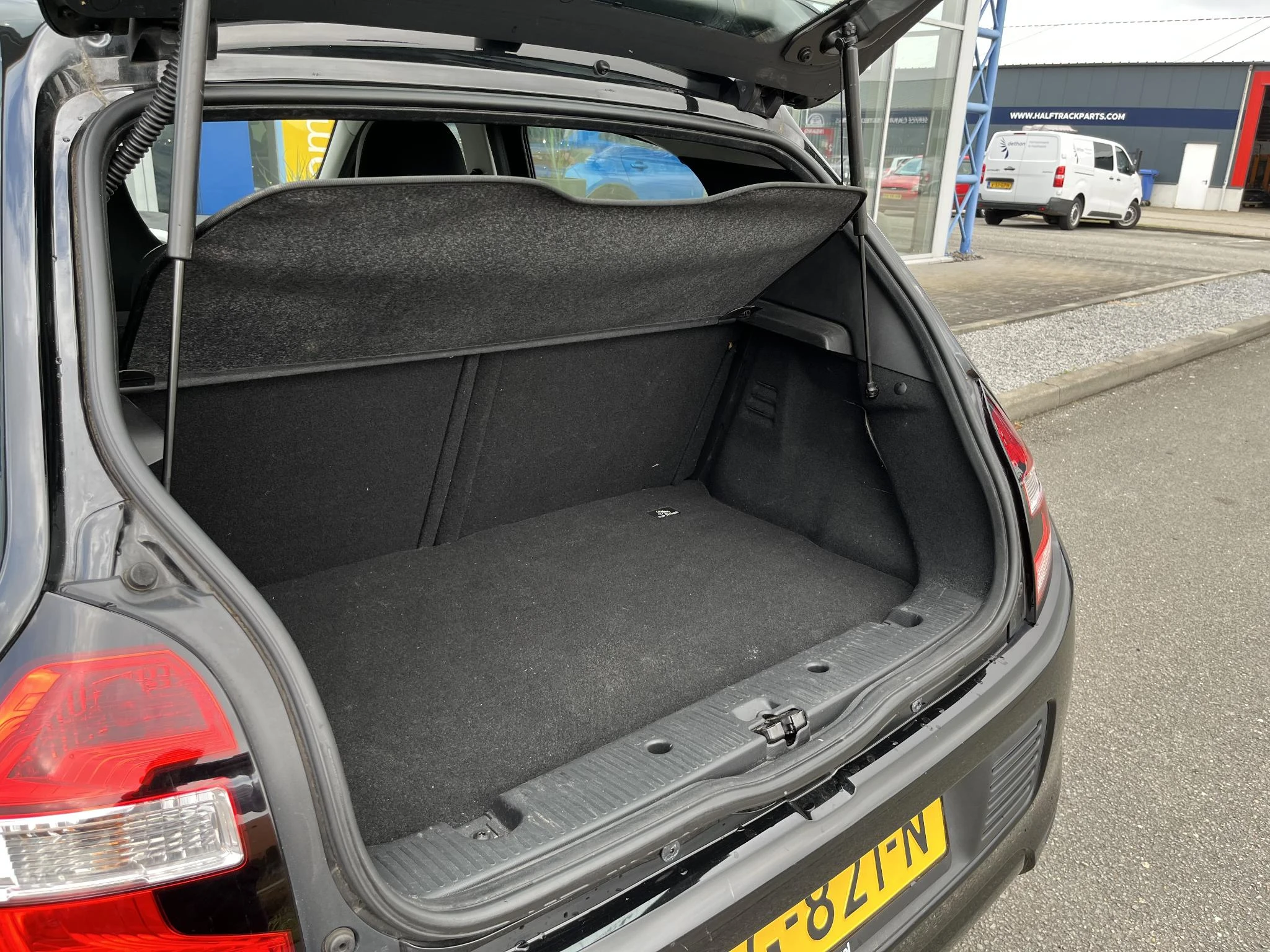 Renault-Twingo-image-8
