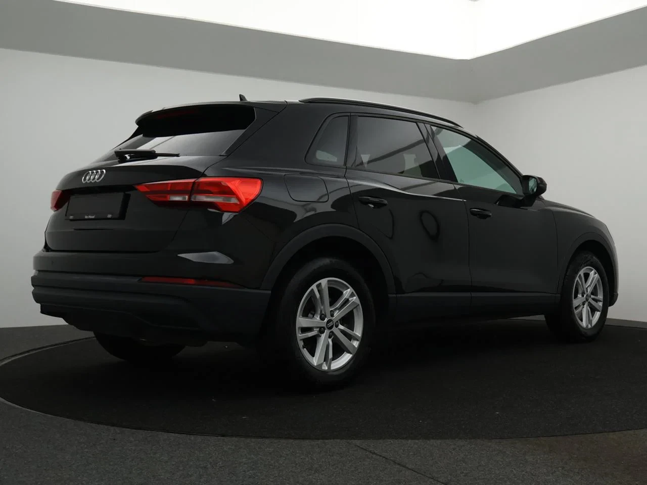 Audi-Q3-image-1