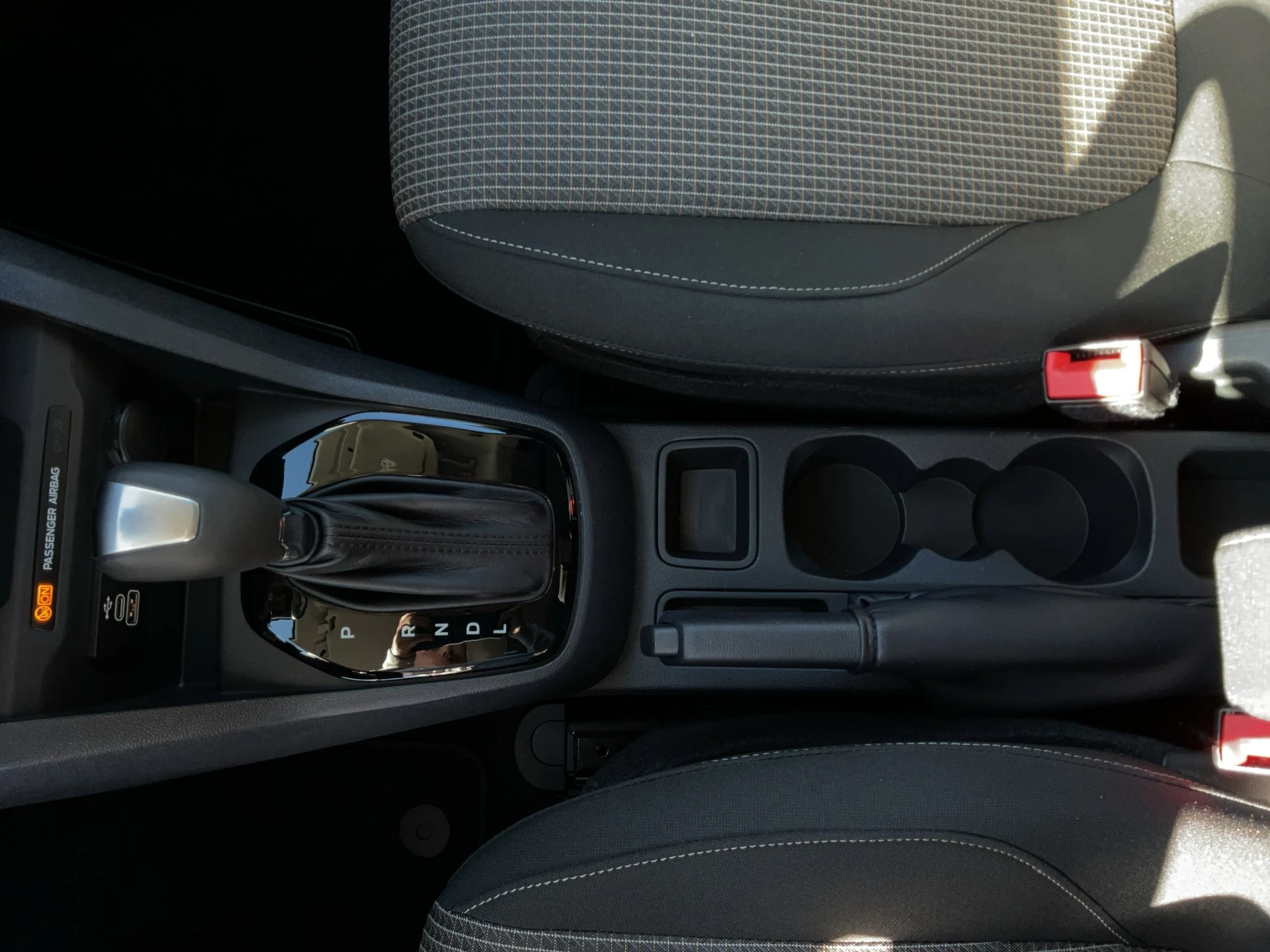 Ford-Tourneo Courier-image-21