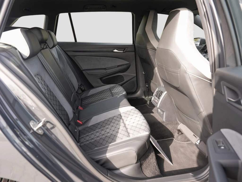 Volkswagen Golf Variant 1.5 eTSI DSG R-Line *Navi*Kamera*PDC*App-Conn*Climatronic*Sitzhzg*ACC*