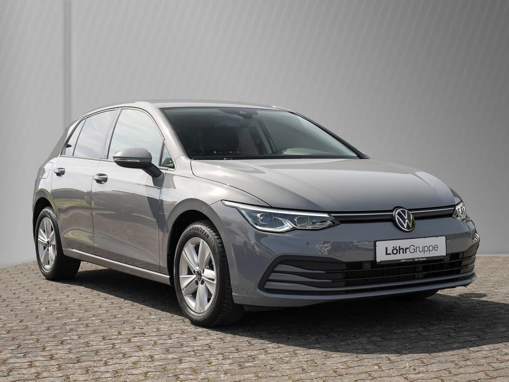 Volkswagen Golf VIII 1.5 TSI Life *LED-Plus*Navi*Kamera*PDC*App-Con*Winterpaket*