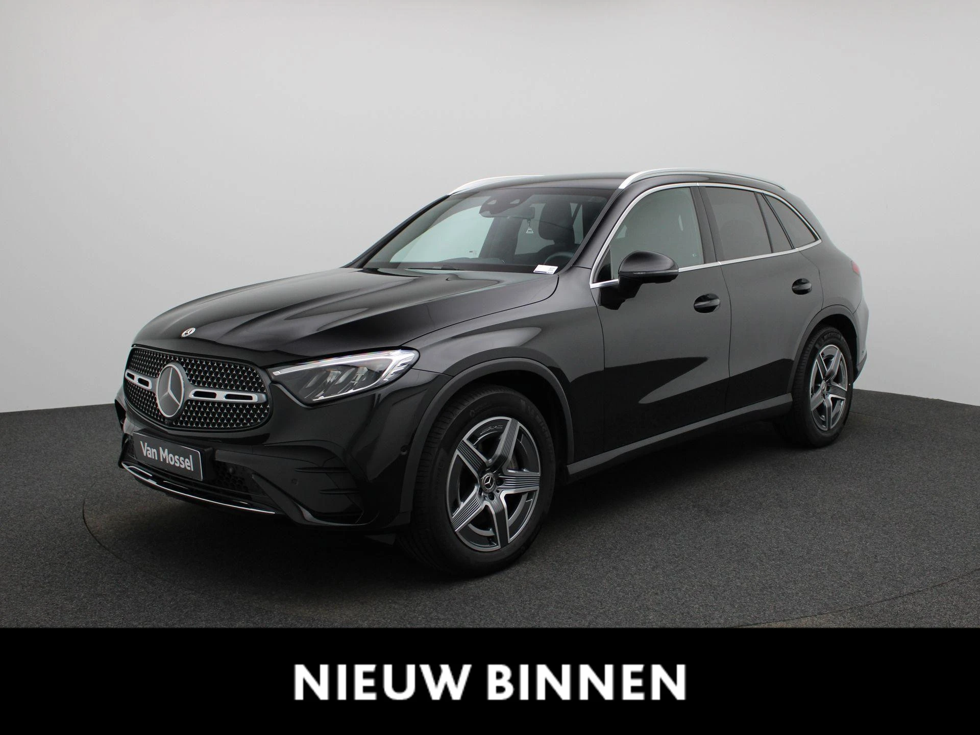 Mercedes-Benz-GLC-image-0