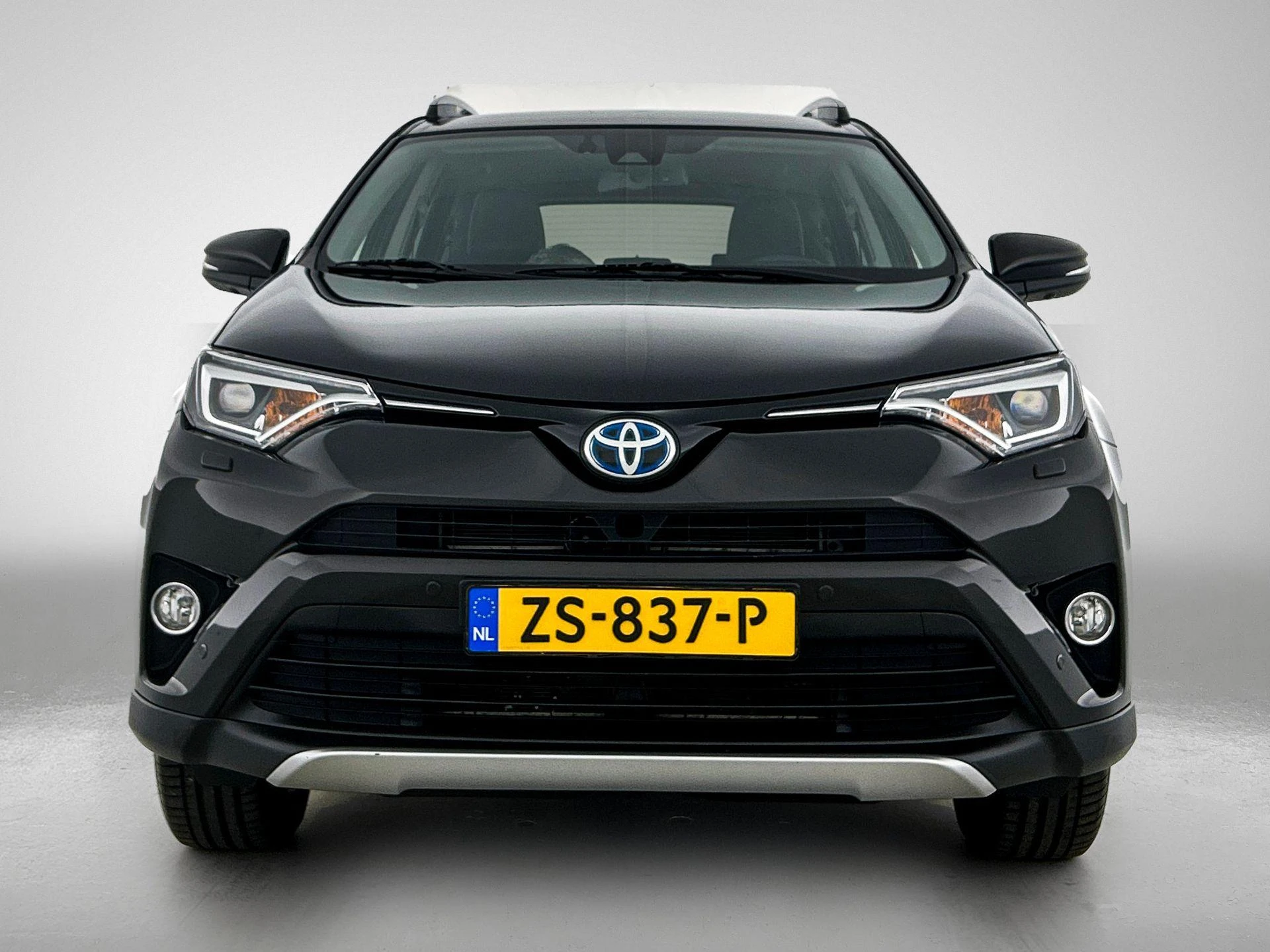 Toyota-RAV4-image-4
