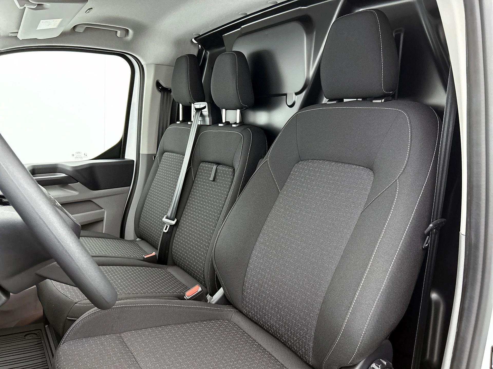 Ford Transit Custom 340 L2H1 Trend 65 kWh