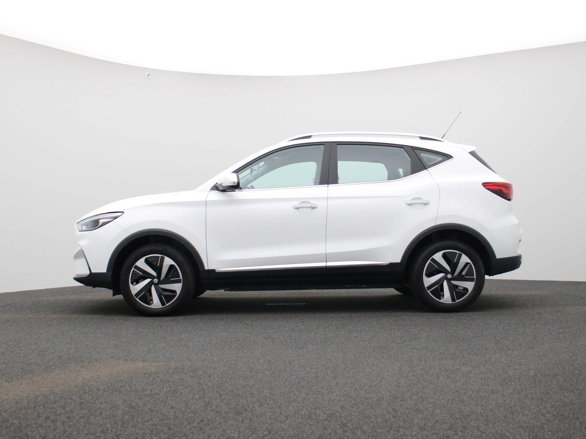 MG ZS Standard Range 51 kWh Comfort