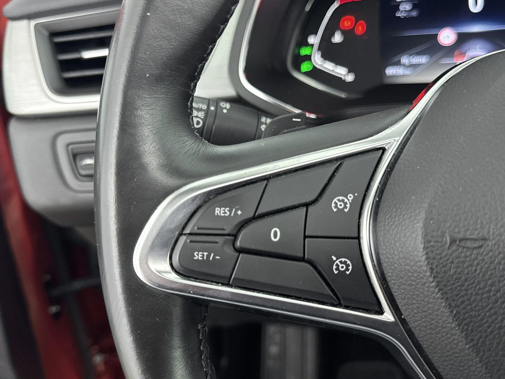 Renault-Captur-image-5