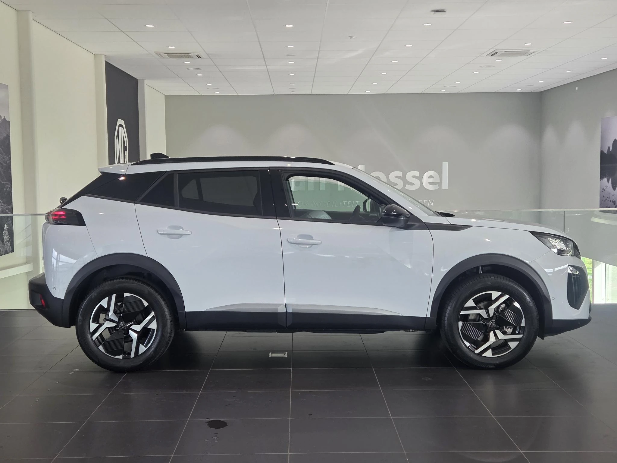 Peugeot-2008-image-9