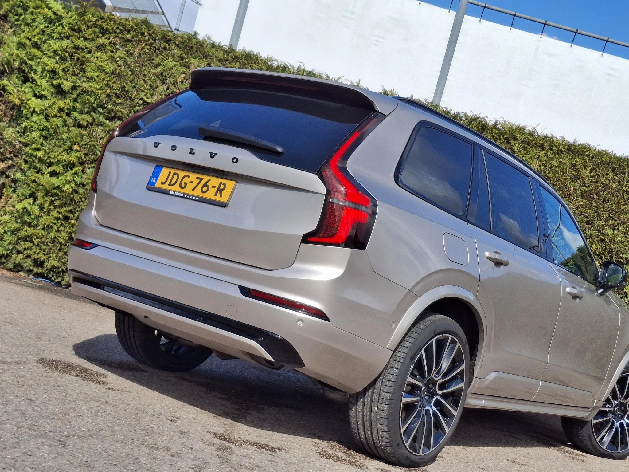 Volvo-XC90-image-34