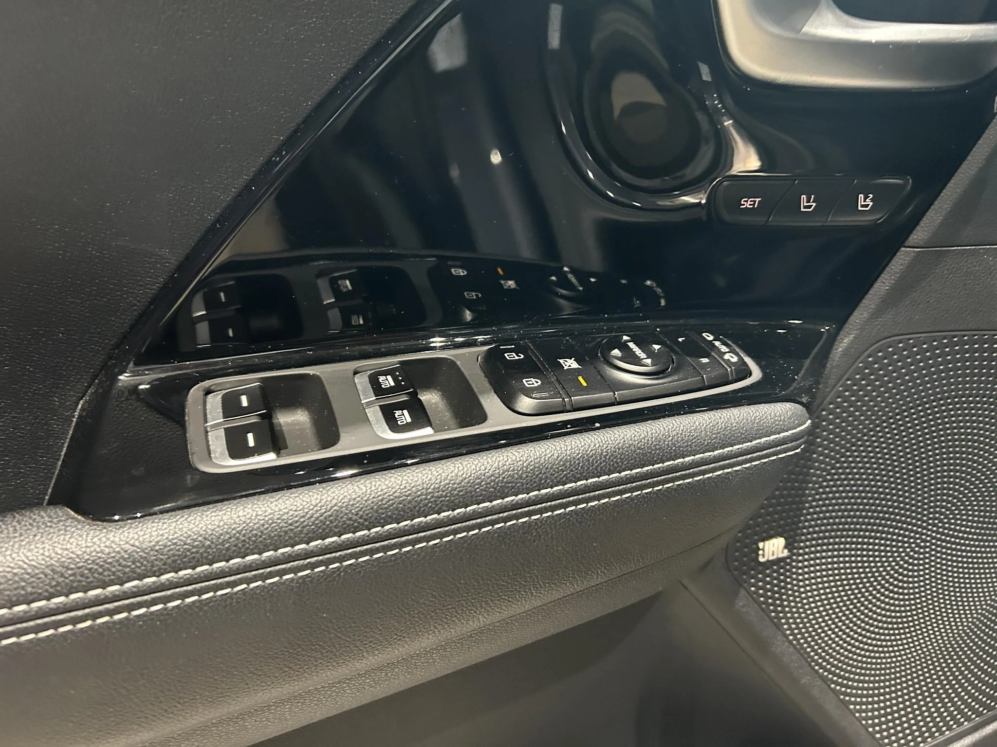 Kia-e-Niro-image-18
