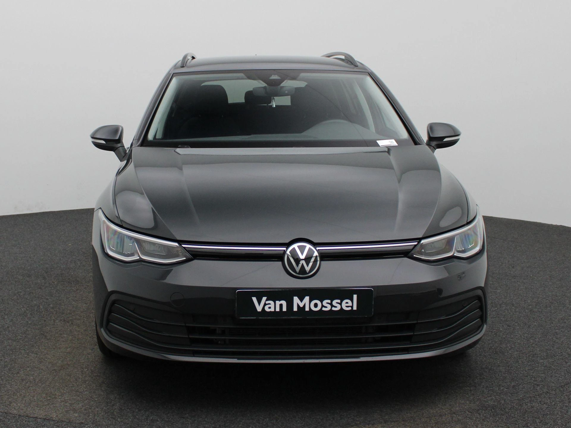 Volkswagen-Golf-image-2