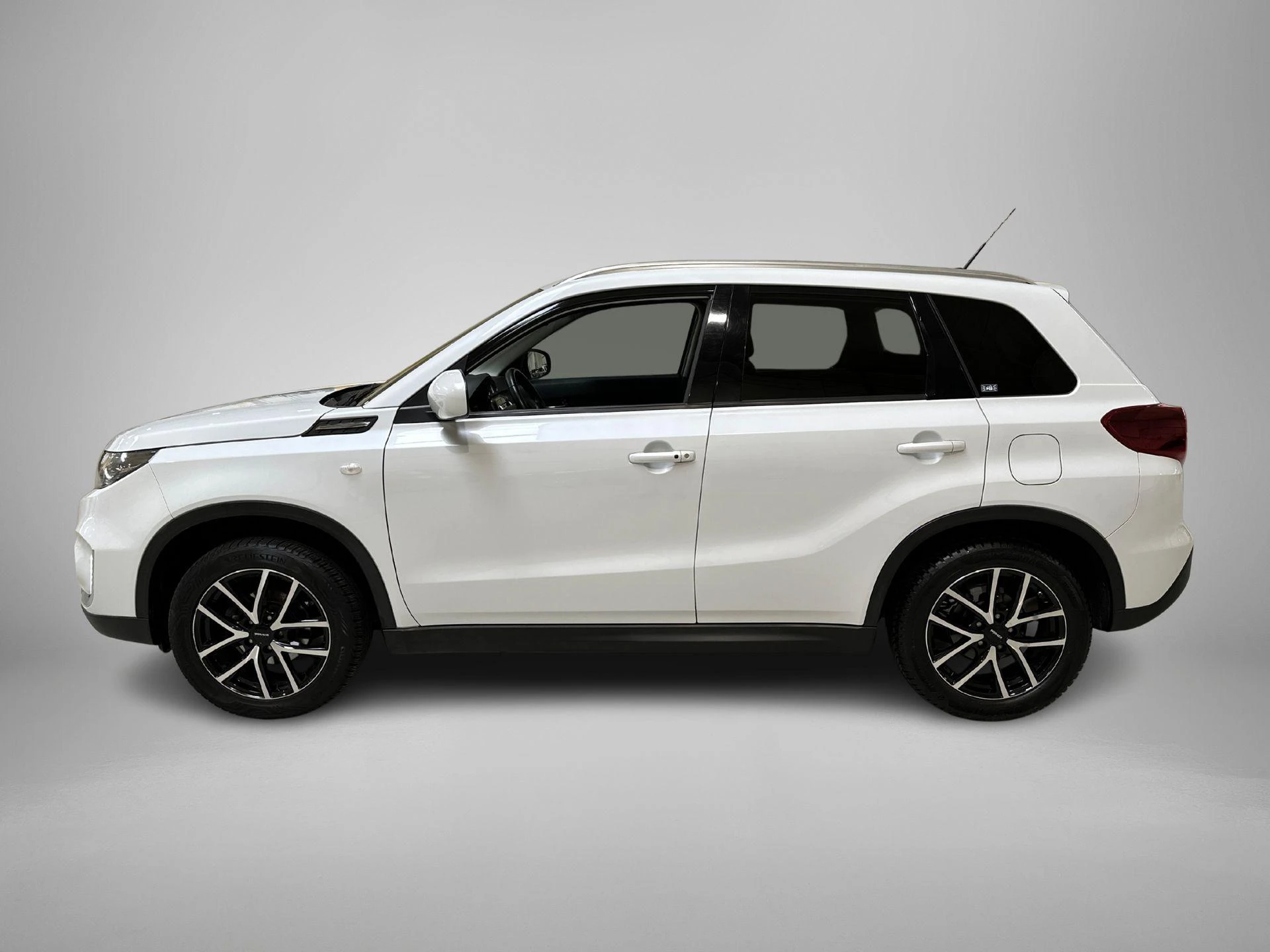 Suzuki-Vitara-image-1