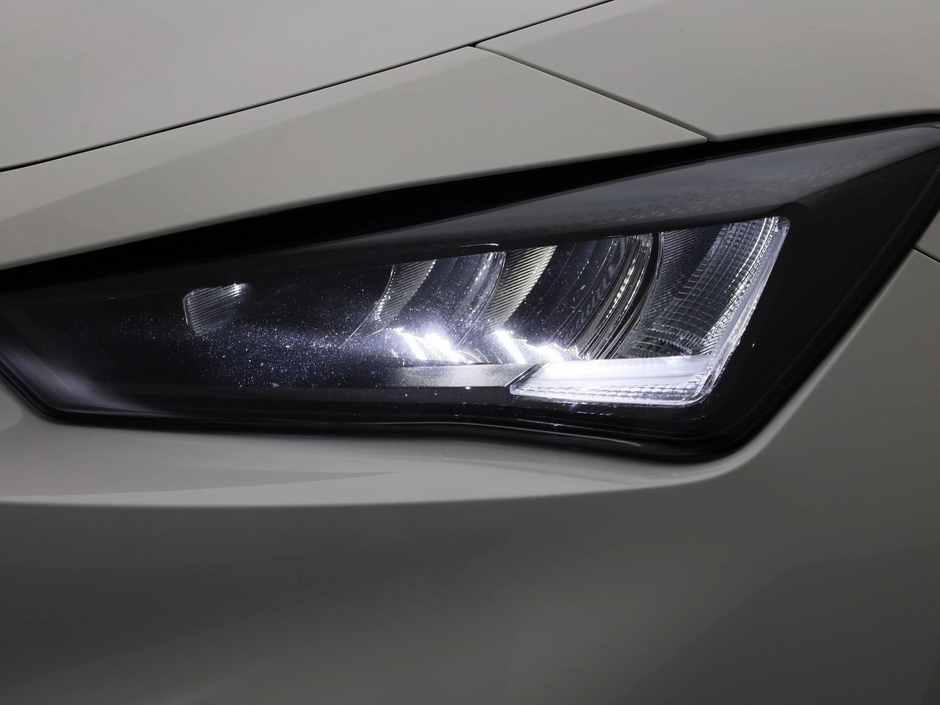 SEAT-Leon-image-12