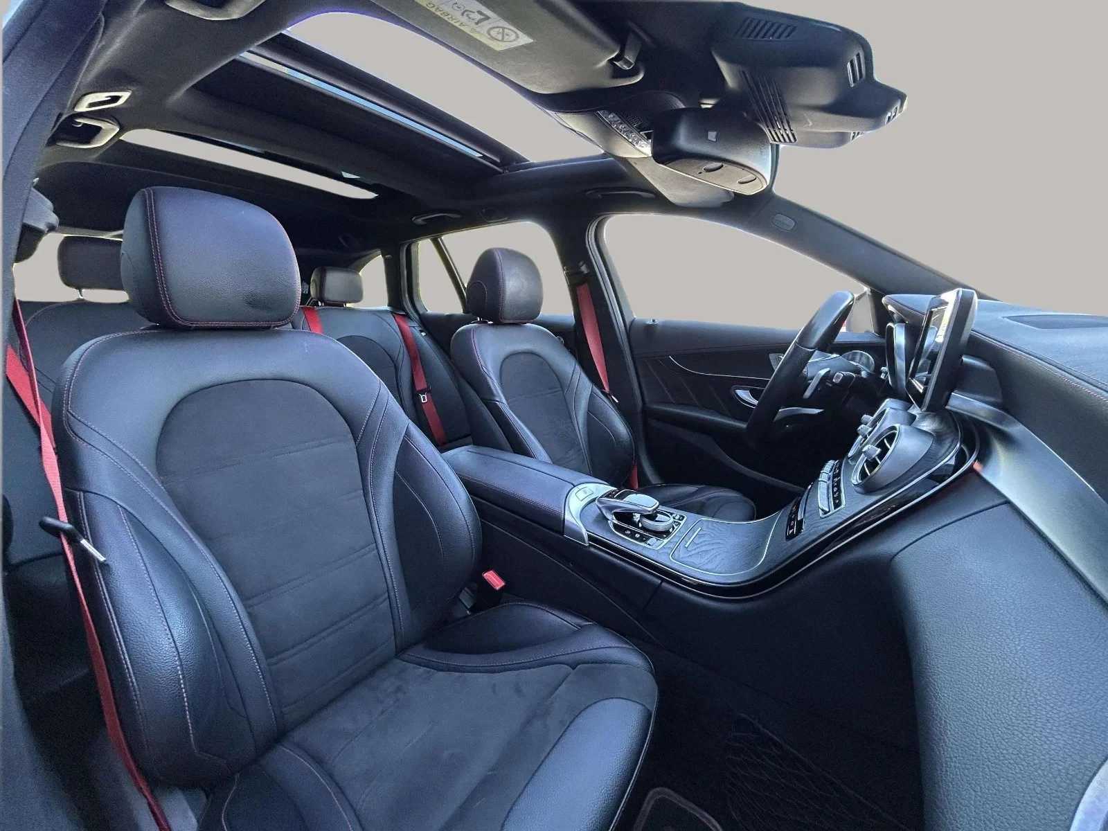 Mercedes-Benz-C-Klasse-image-15