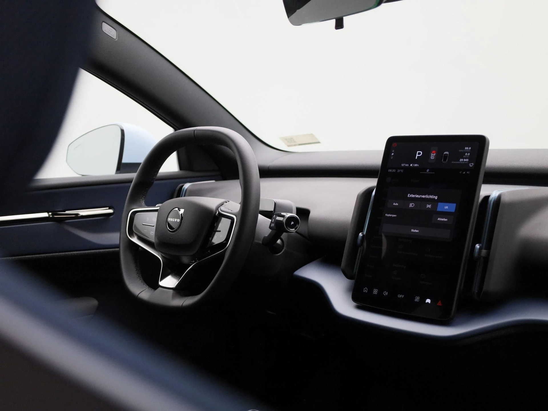 Volvo-EX30-image-30