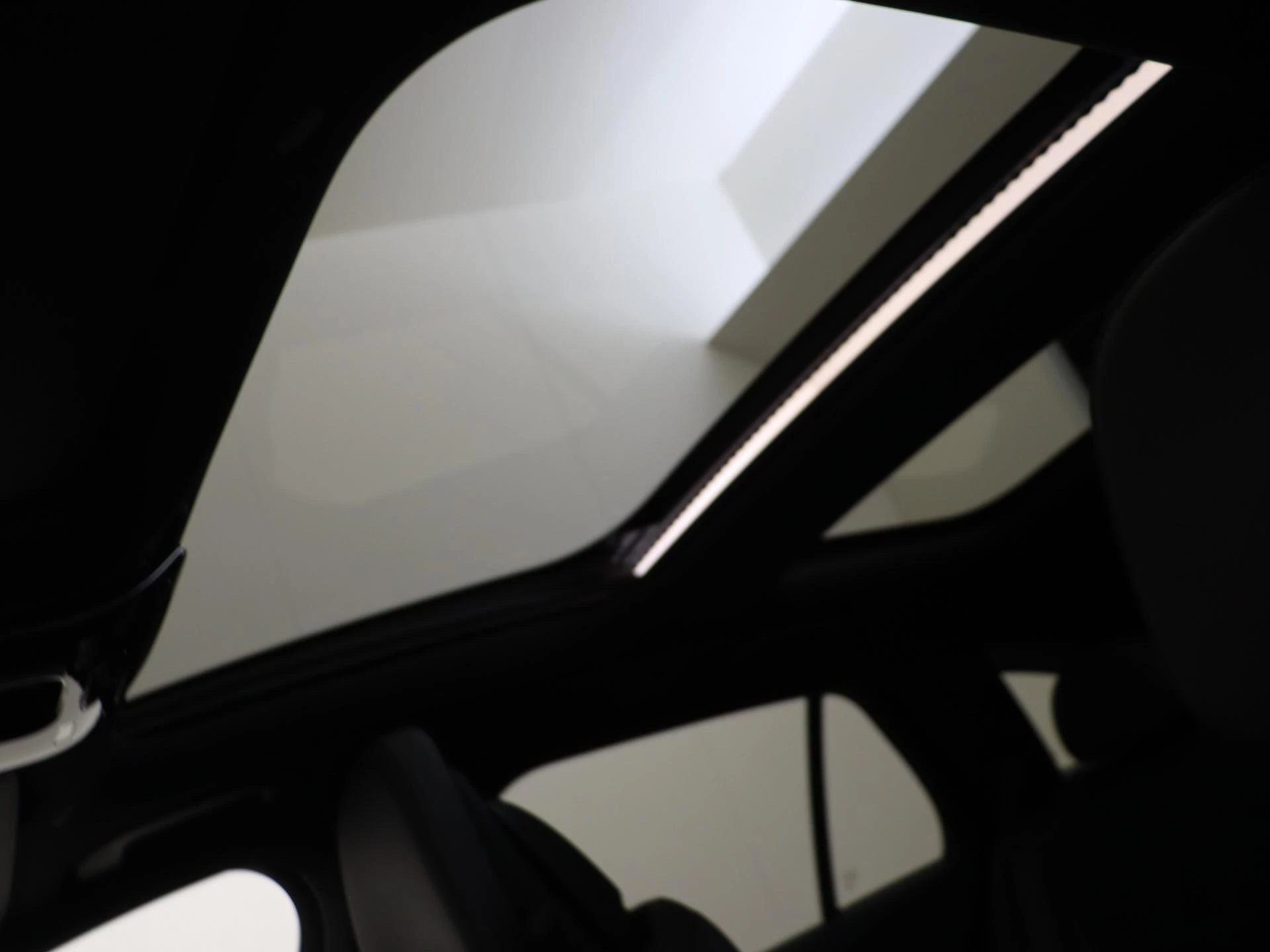 Mercedes-Benz-E-Klasse-image-31