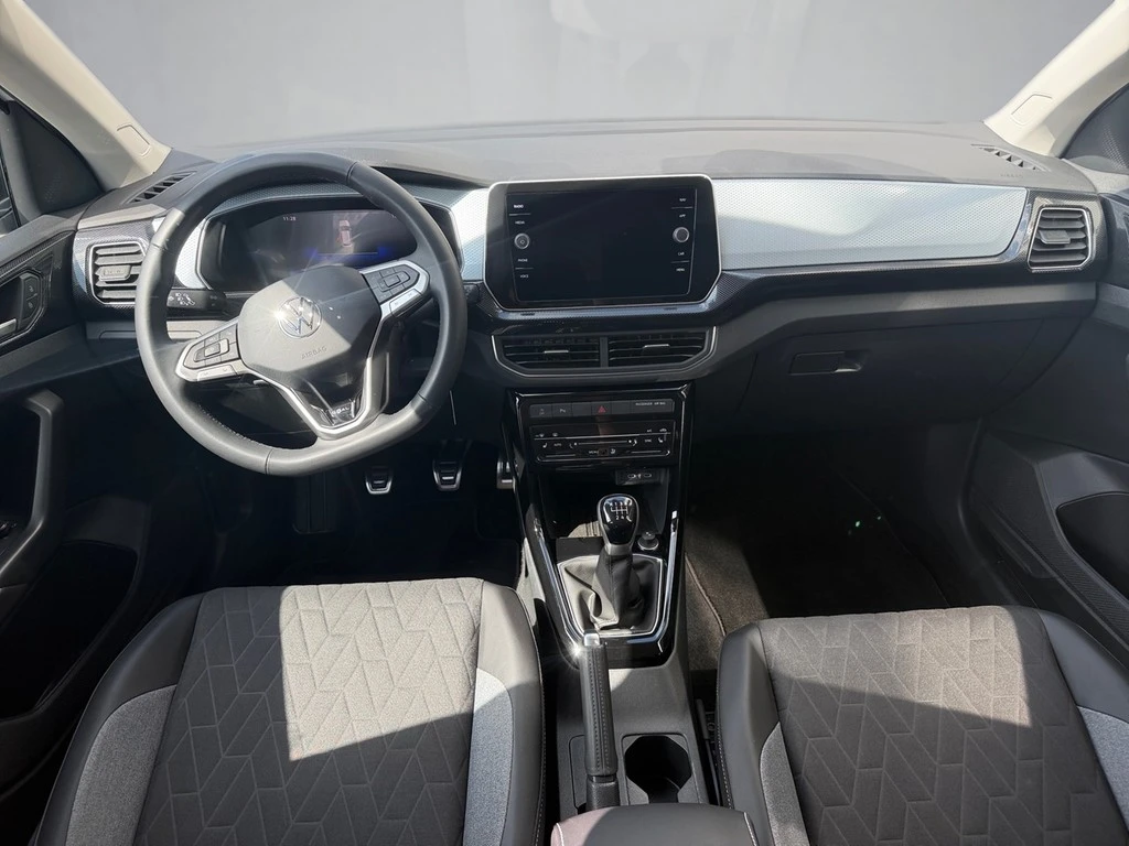 Volkswagen-T-Cross-image-7