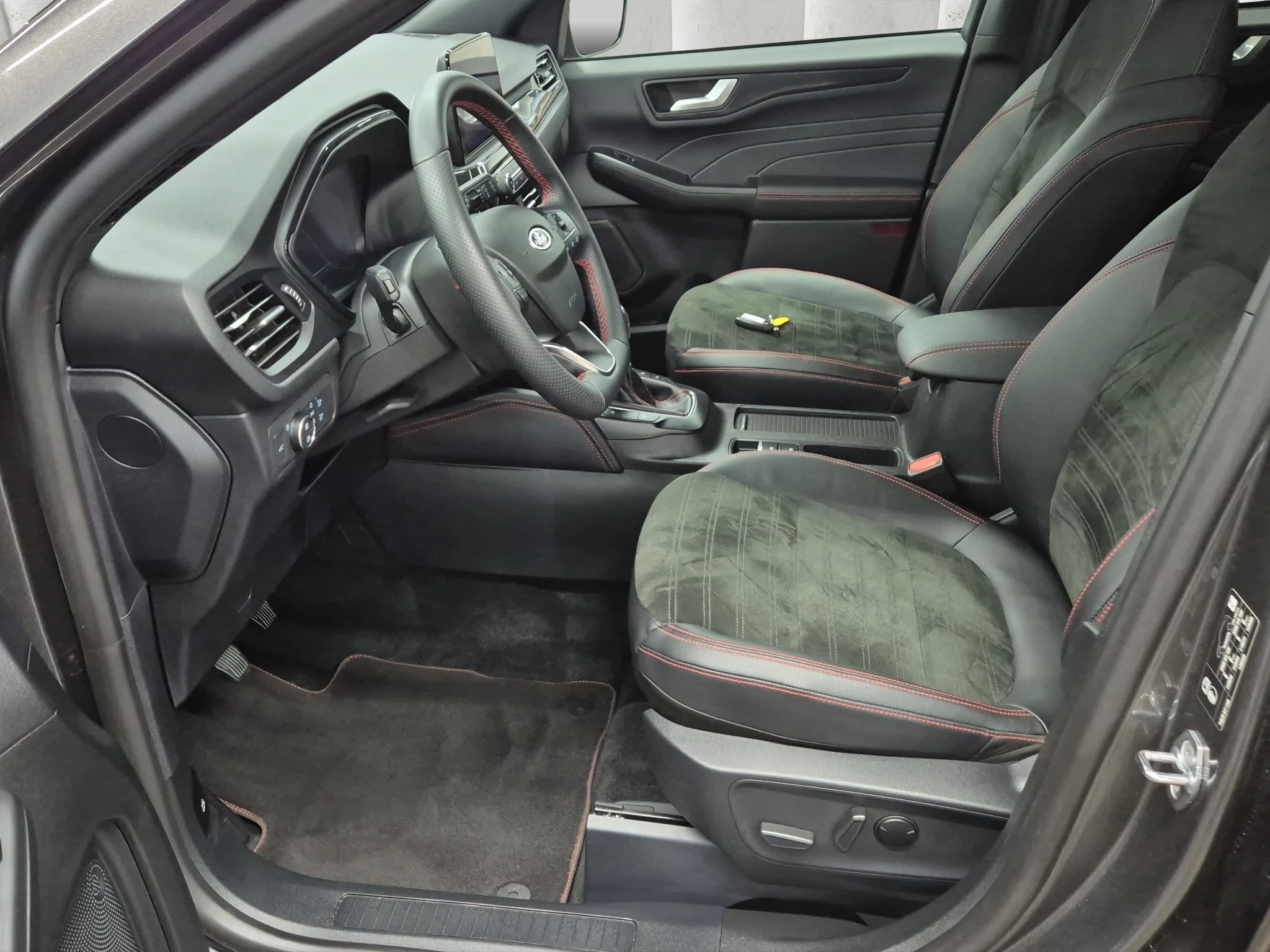 Ford-Kuga-image-9