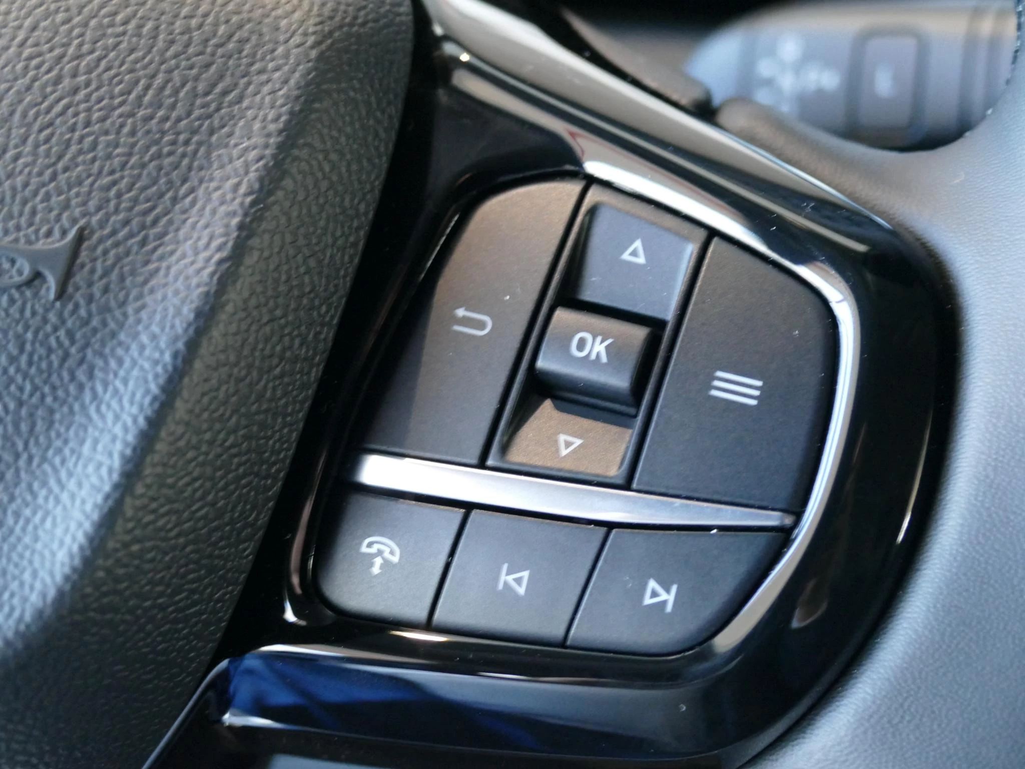 Ford-Custom-image-16