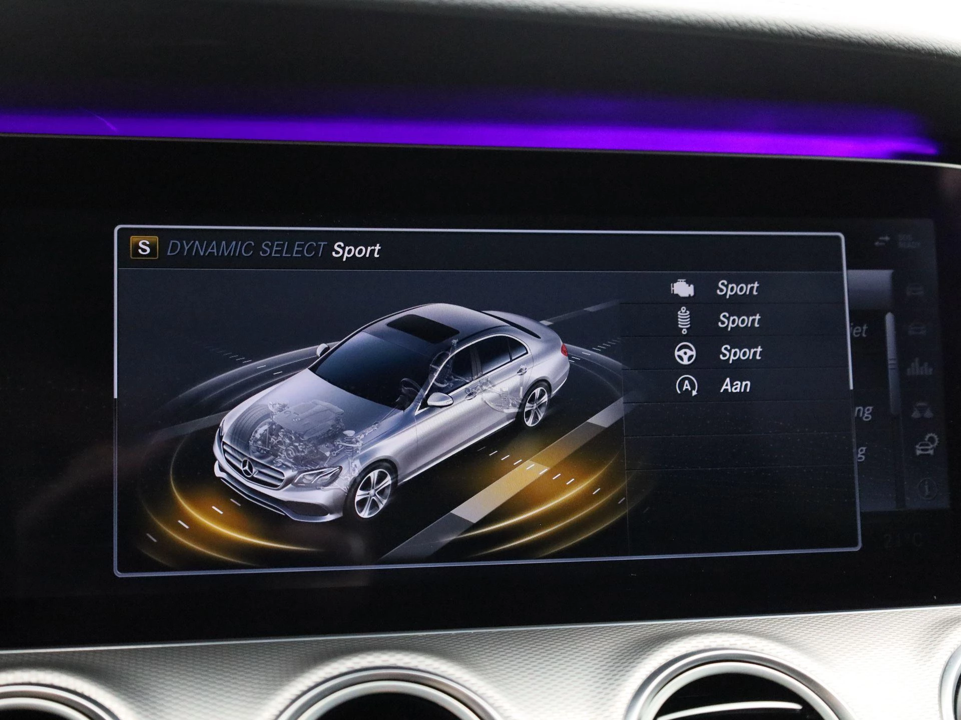Mercedes-Benz-E-Klasse-image-29
