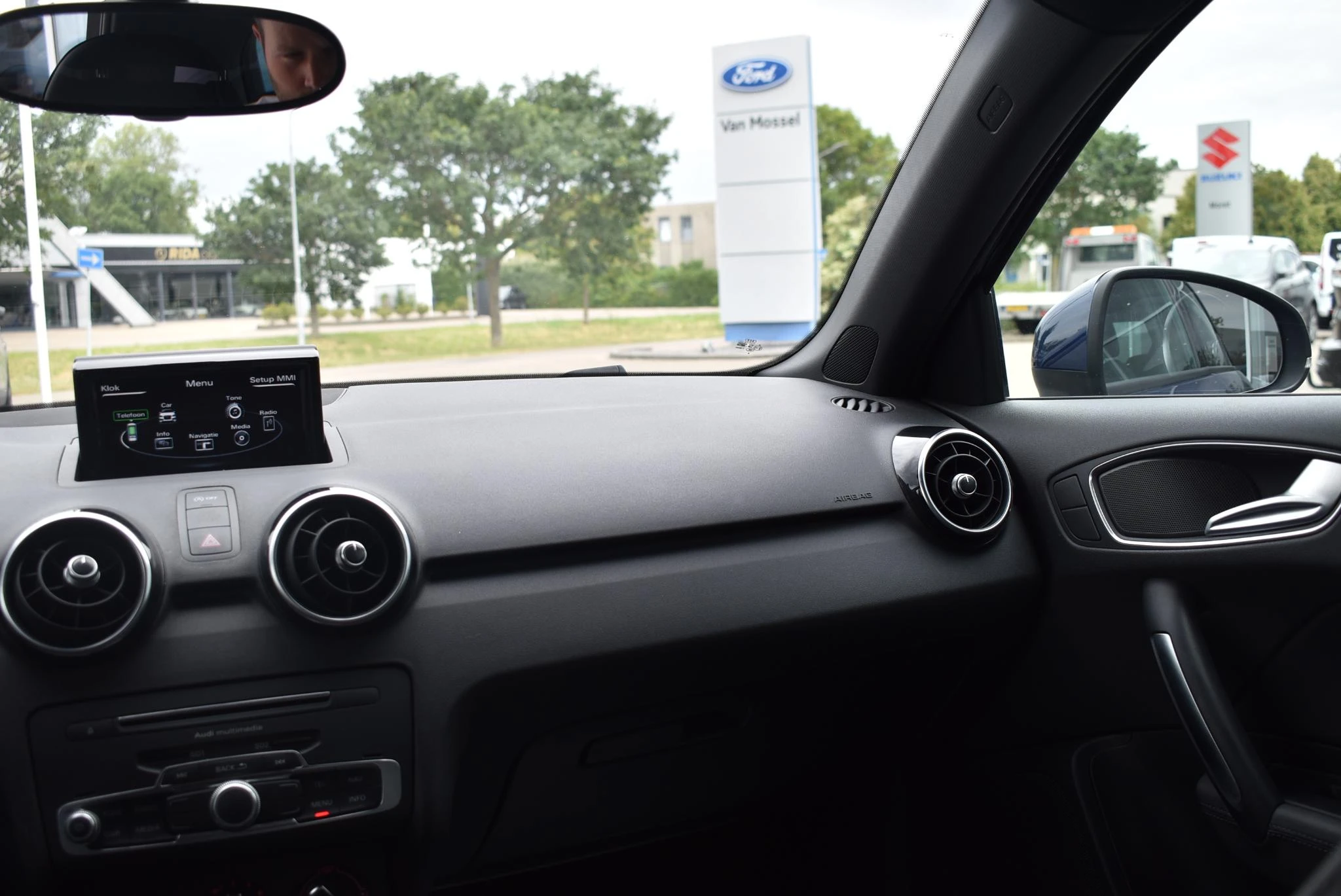 Audi-A1 Sportback-image-23