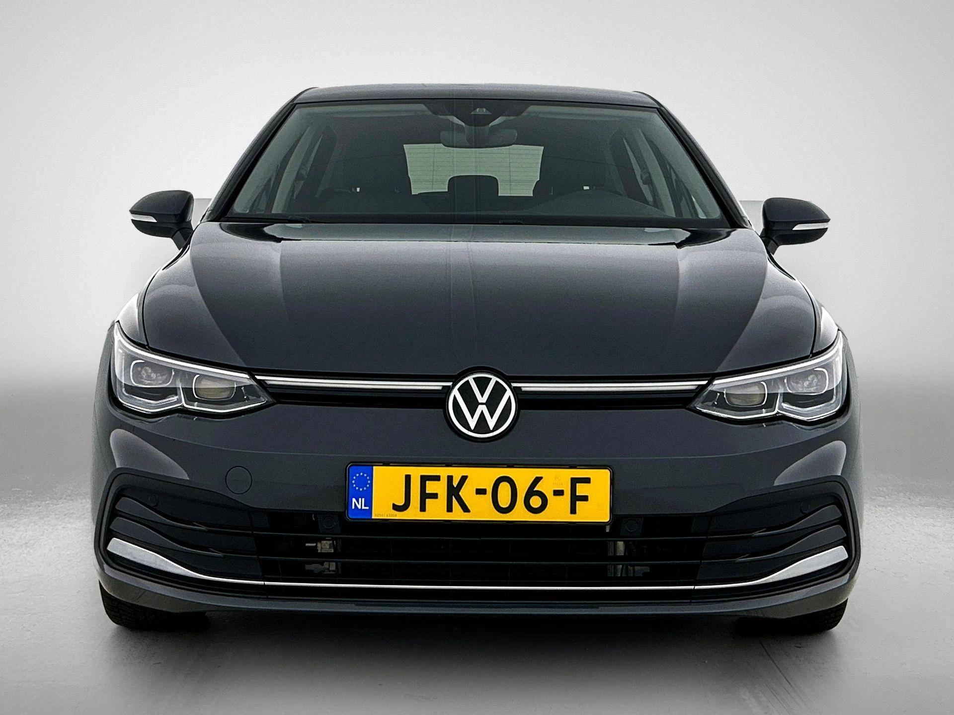 Volkswagen-Golf-image-3