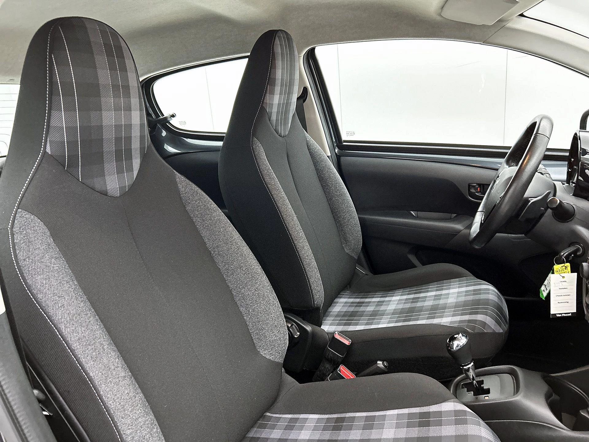 Peugeot-108-image-30