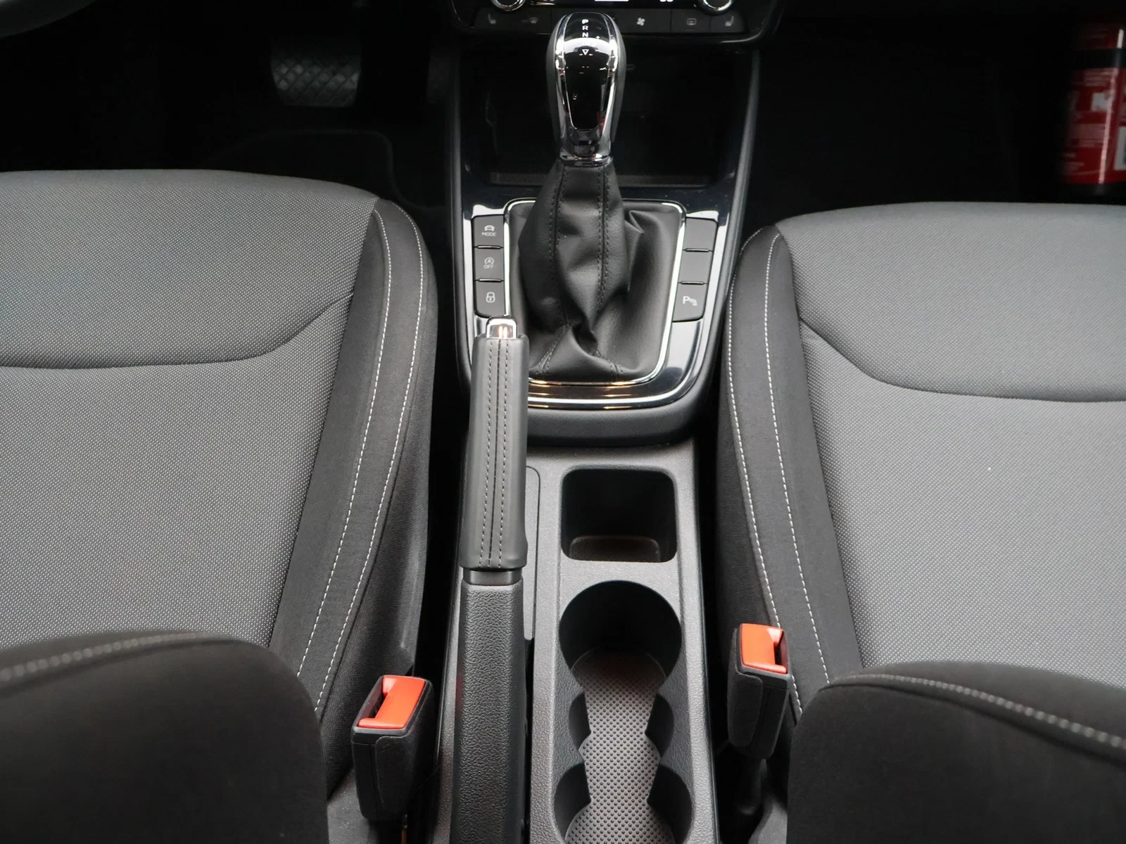 Škoda Fabia Fabia Family 1.0TSI 115PK *AUTOMAAT*CAMERA*VIRTUAL COCKPIT*PDC*CRUISE*APP-CONNECT*...*