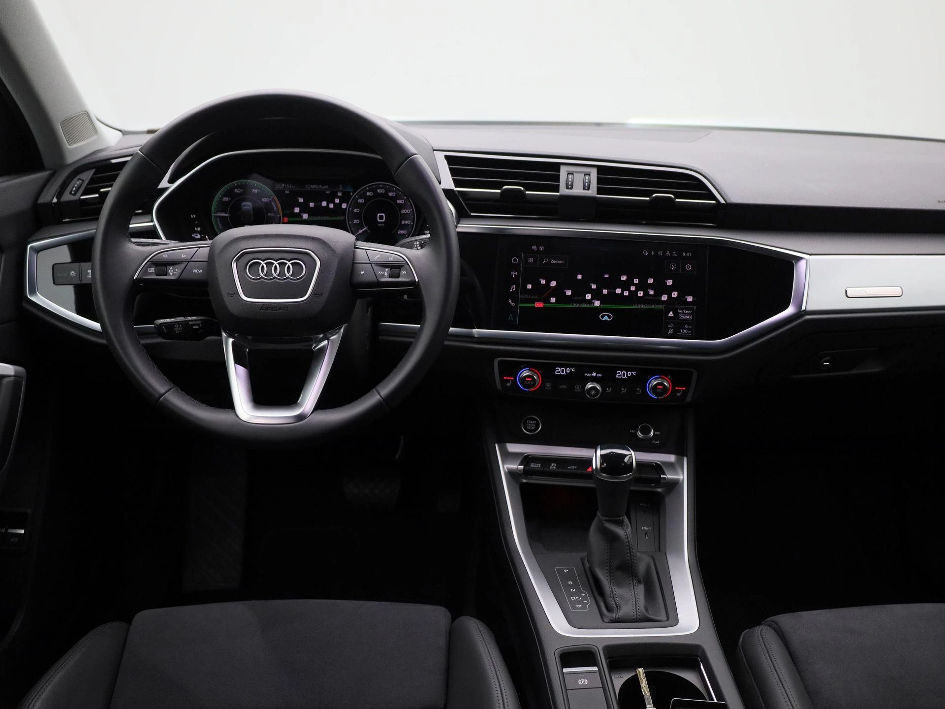 Audi-Q3-image-7