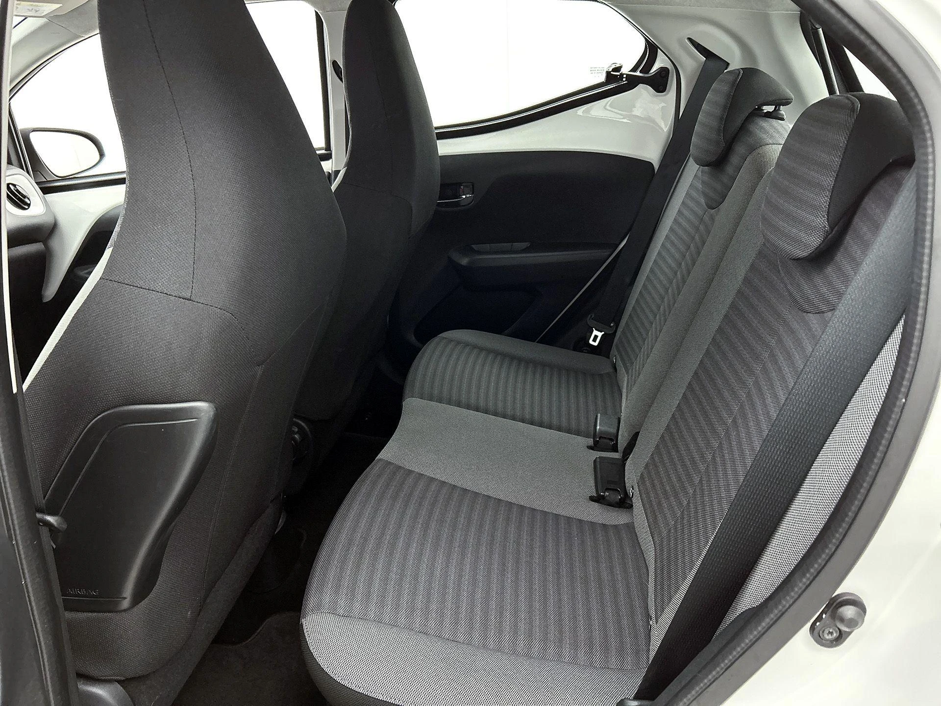 Toyota-Aygo-image-25