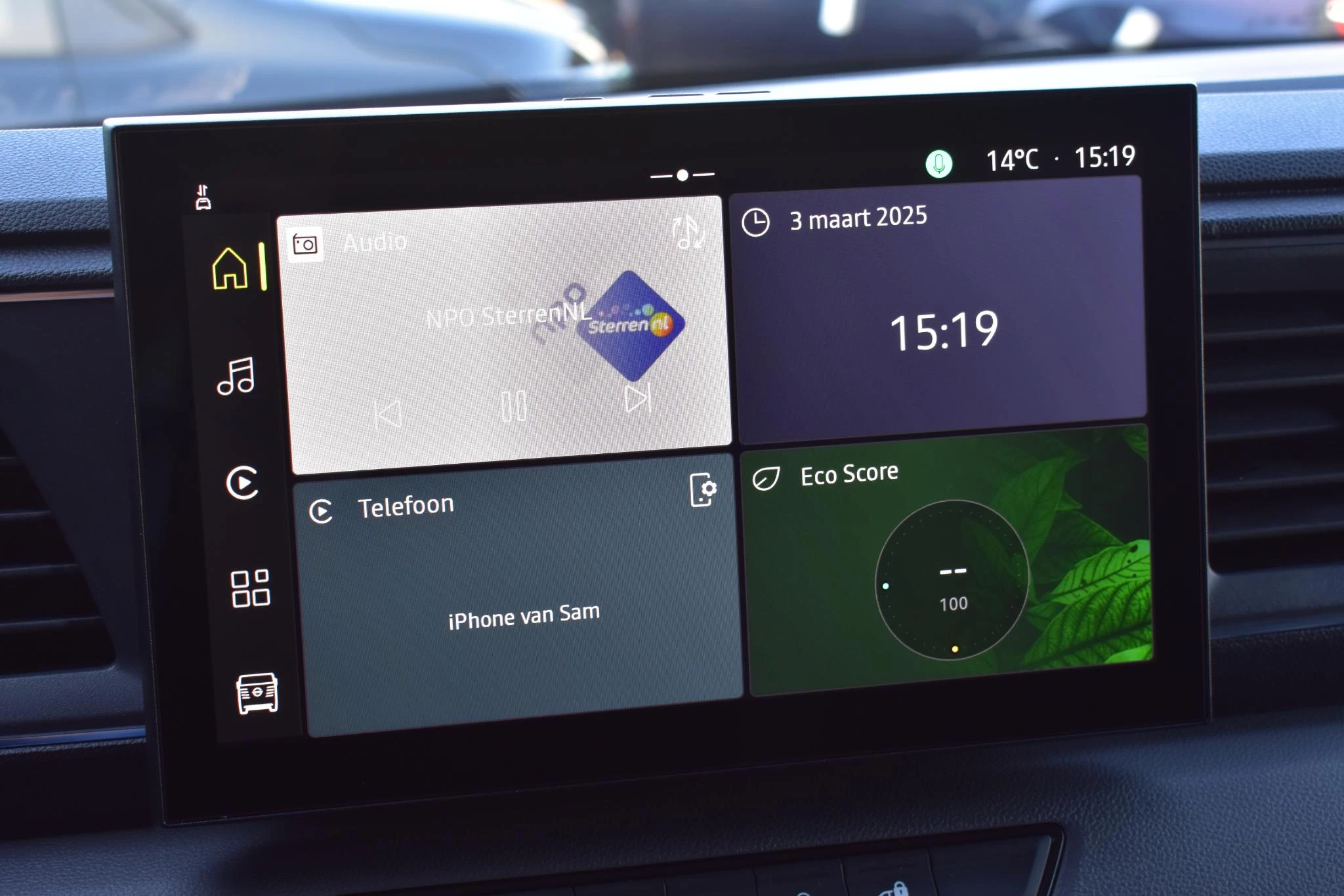 Nissan-Interstar-image-17