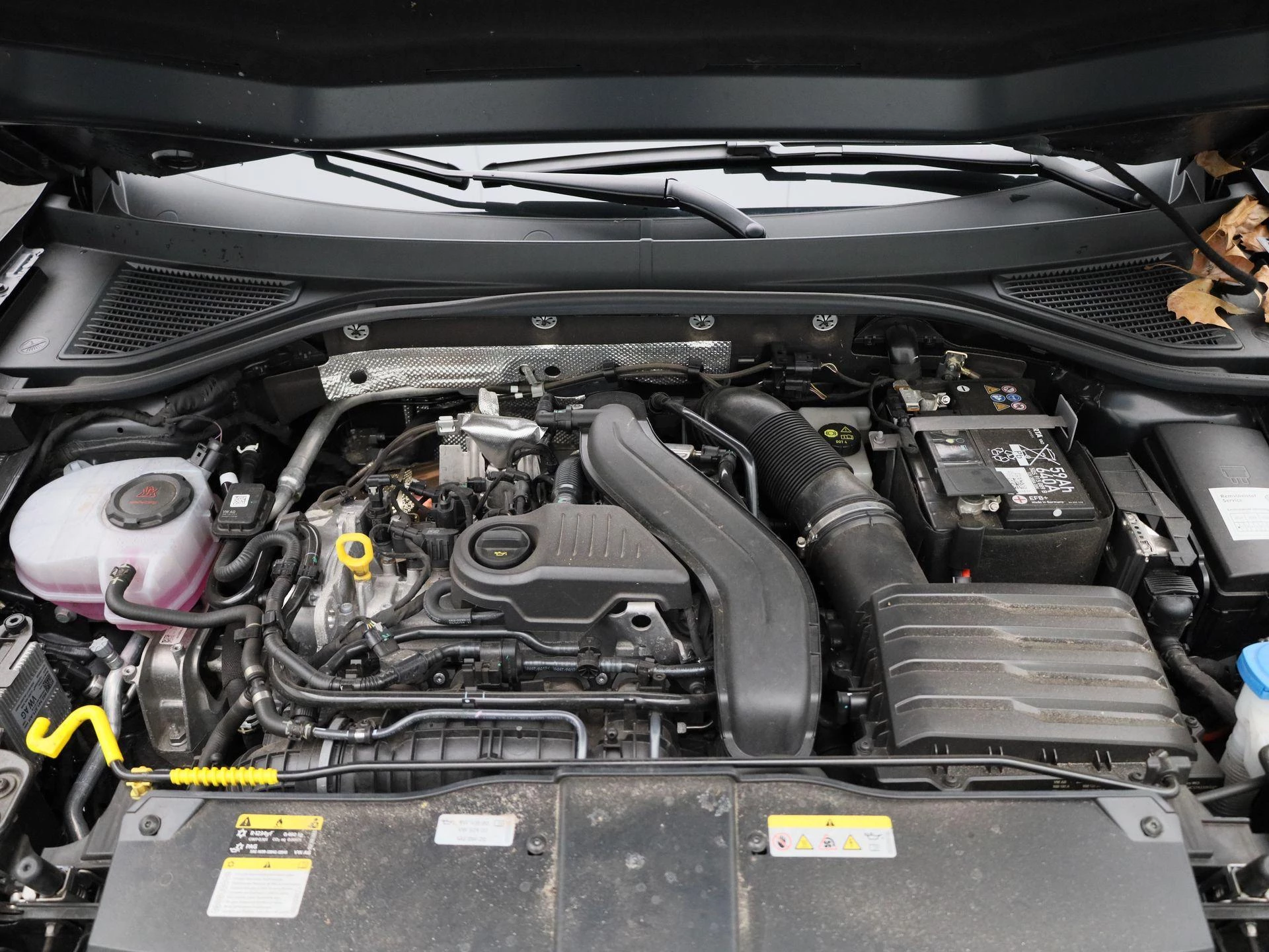 Volkswagen-T-Roc-image-36