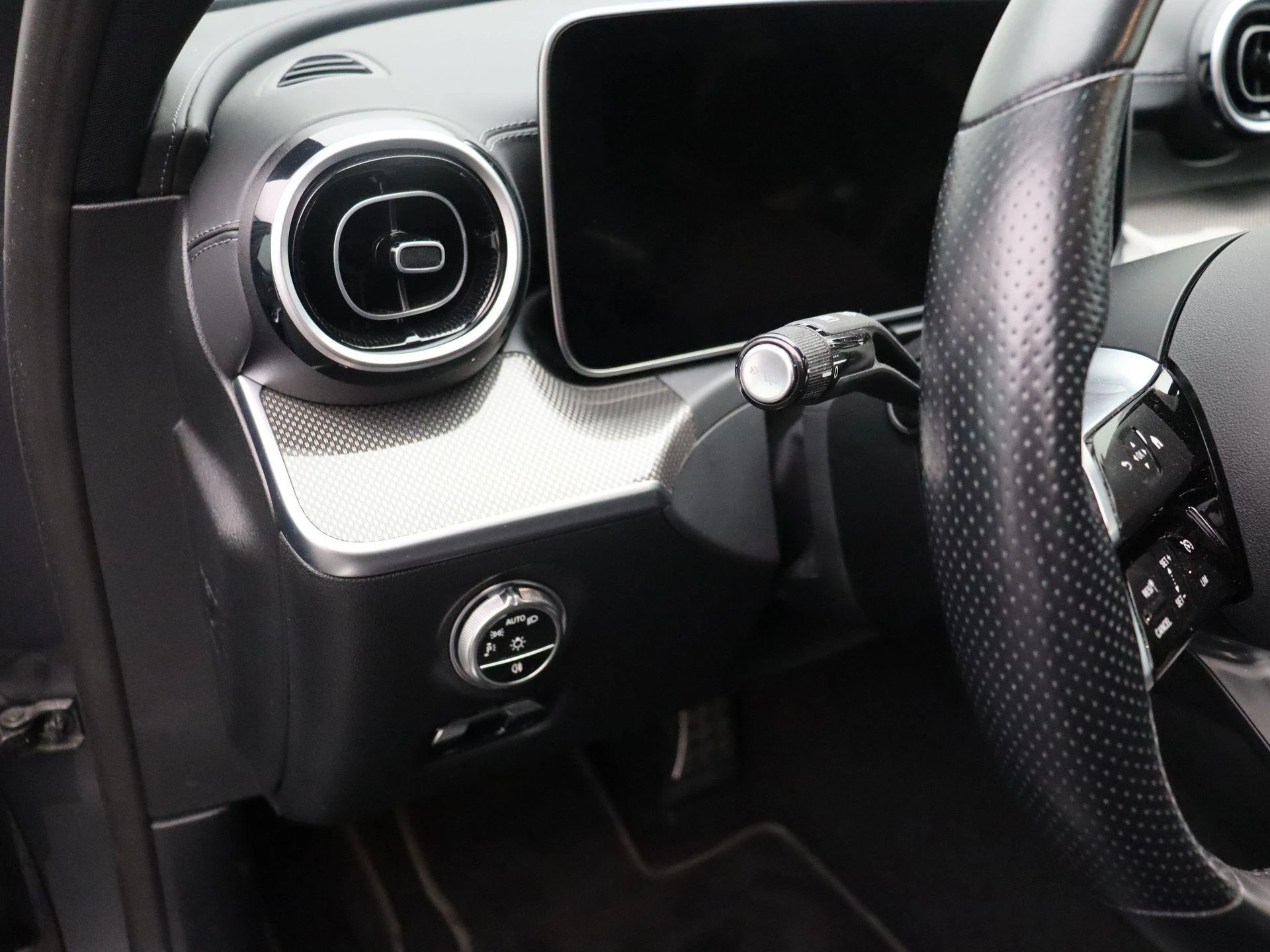 Mercedes-Benz-Classe C-image-8