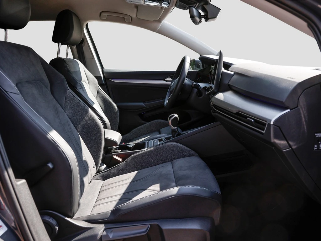 Volkswagen-Golf-image-6