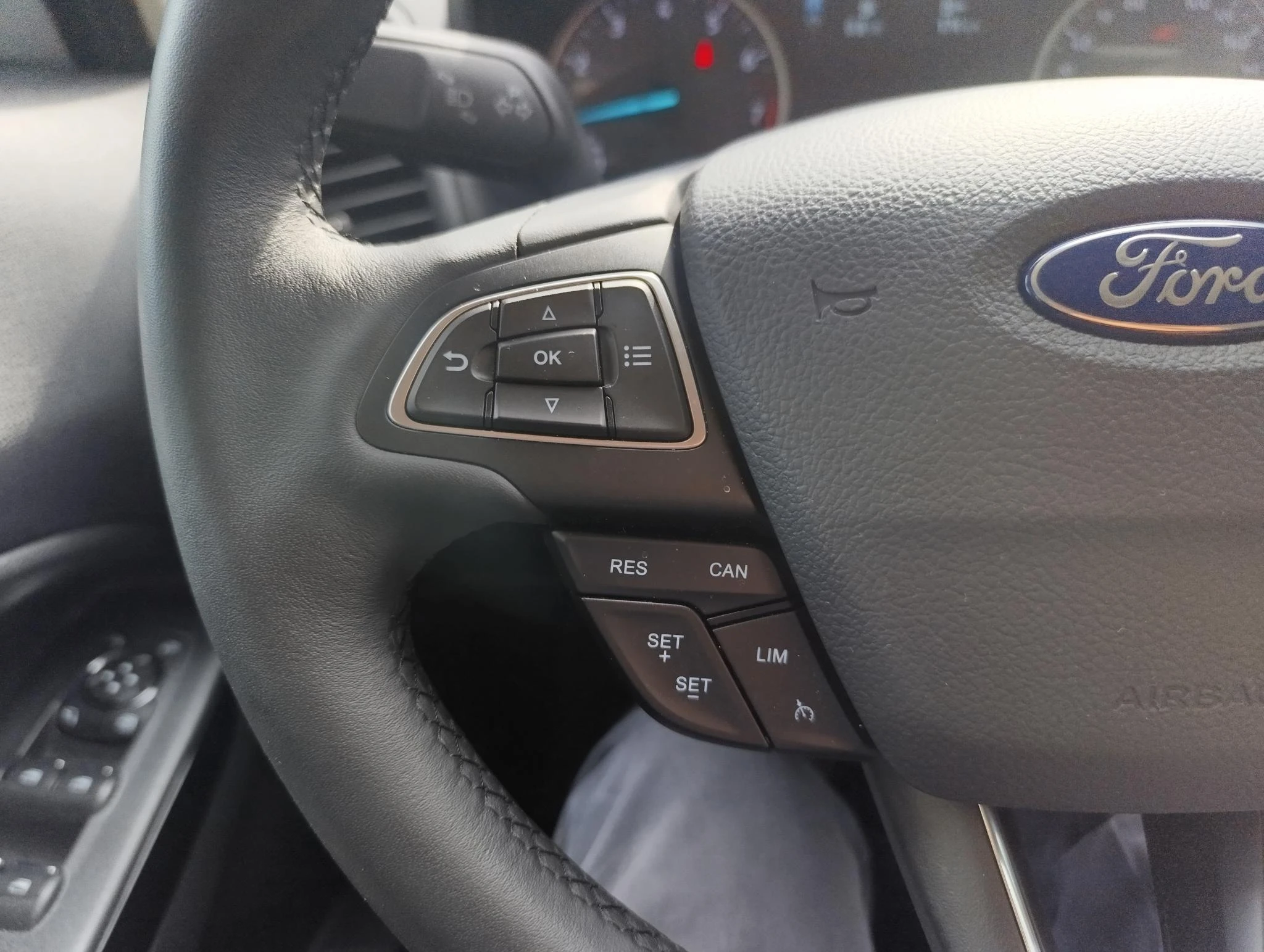 Ford-EcoSport-image-18